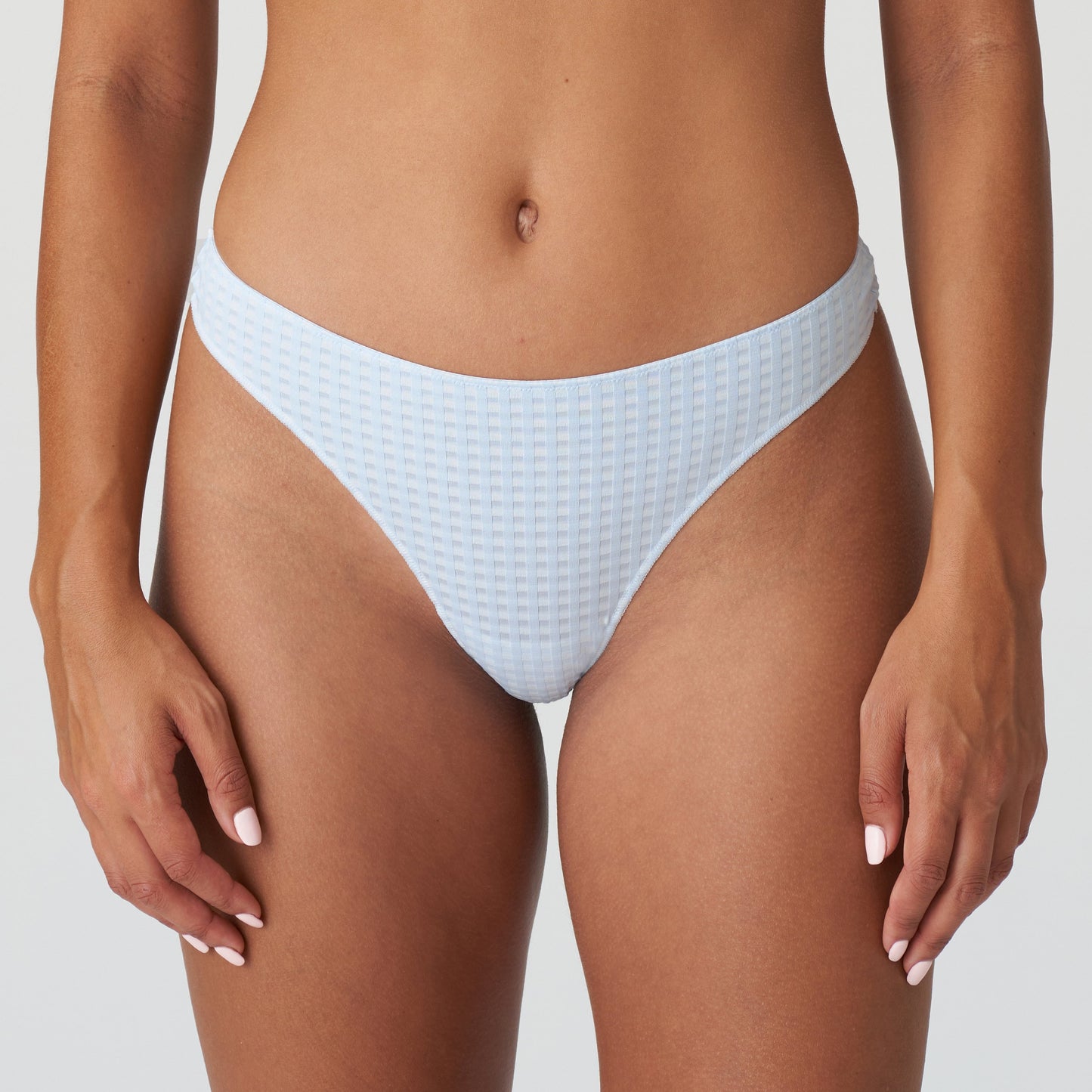 AVERO Tiny Vichy String (Tiv)
