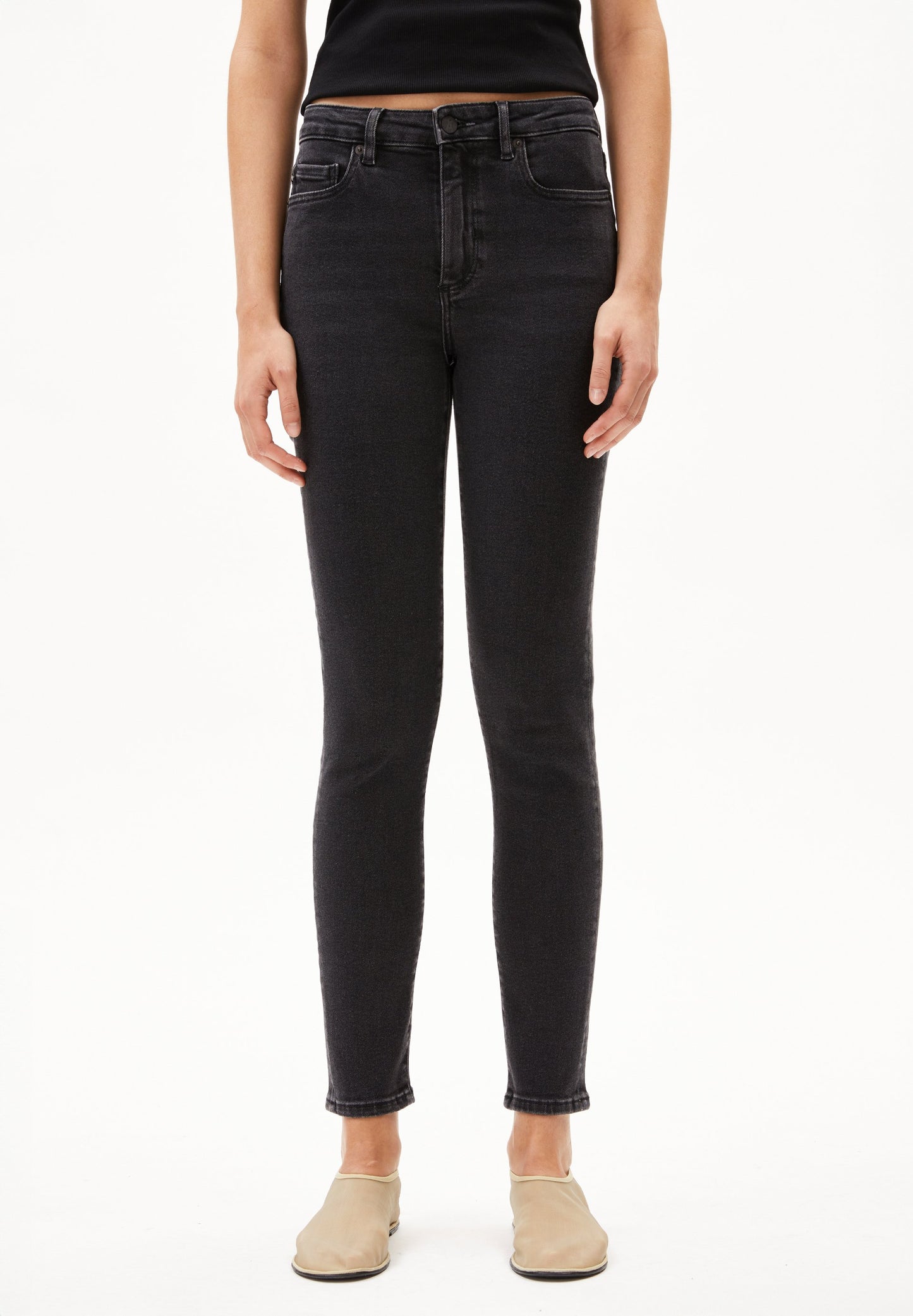 Tillaa (True Black Wash)
