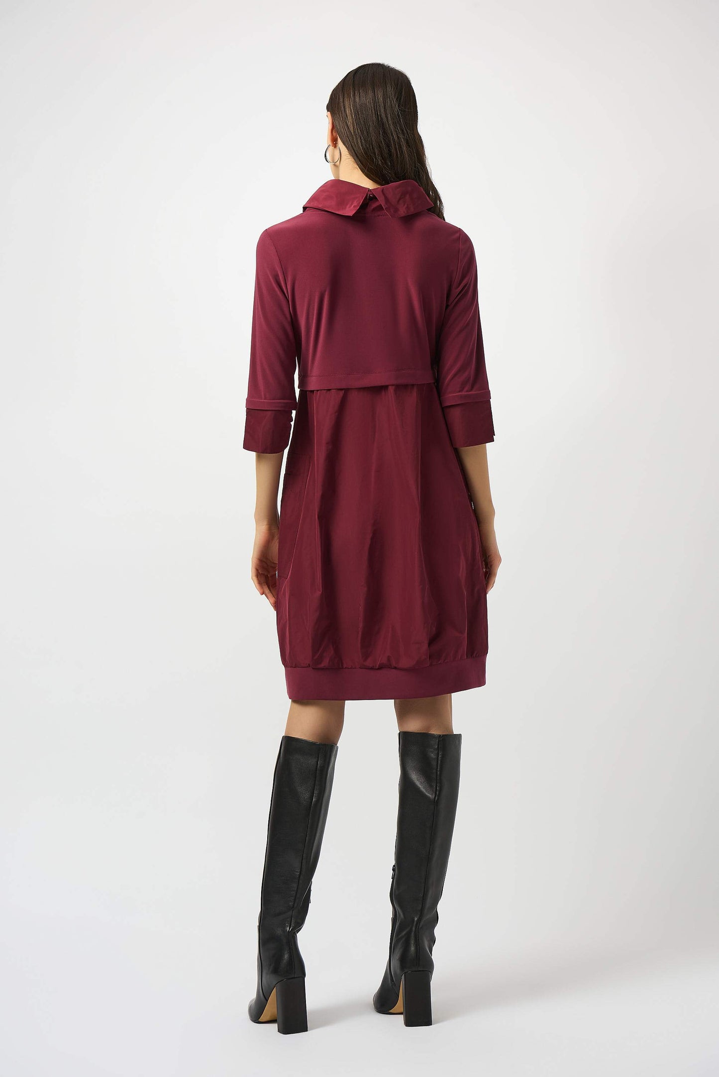 Bequemes Kleid mit Empire-Taille und Stehkragen (Merlot)