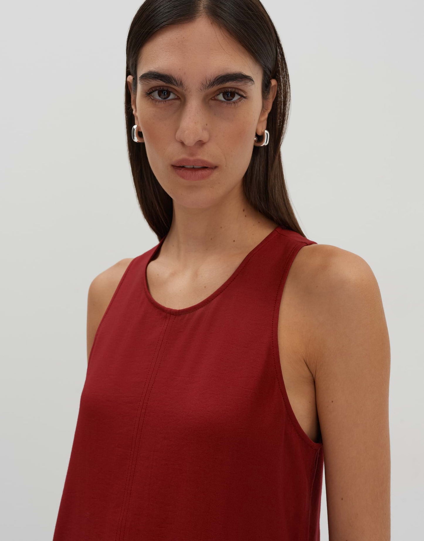 Qhili (Ruby Red)
