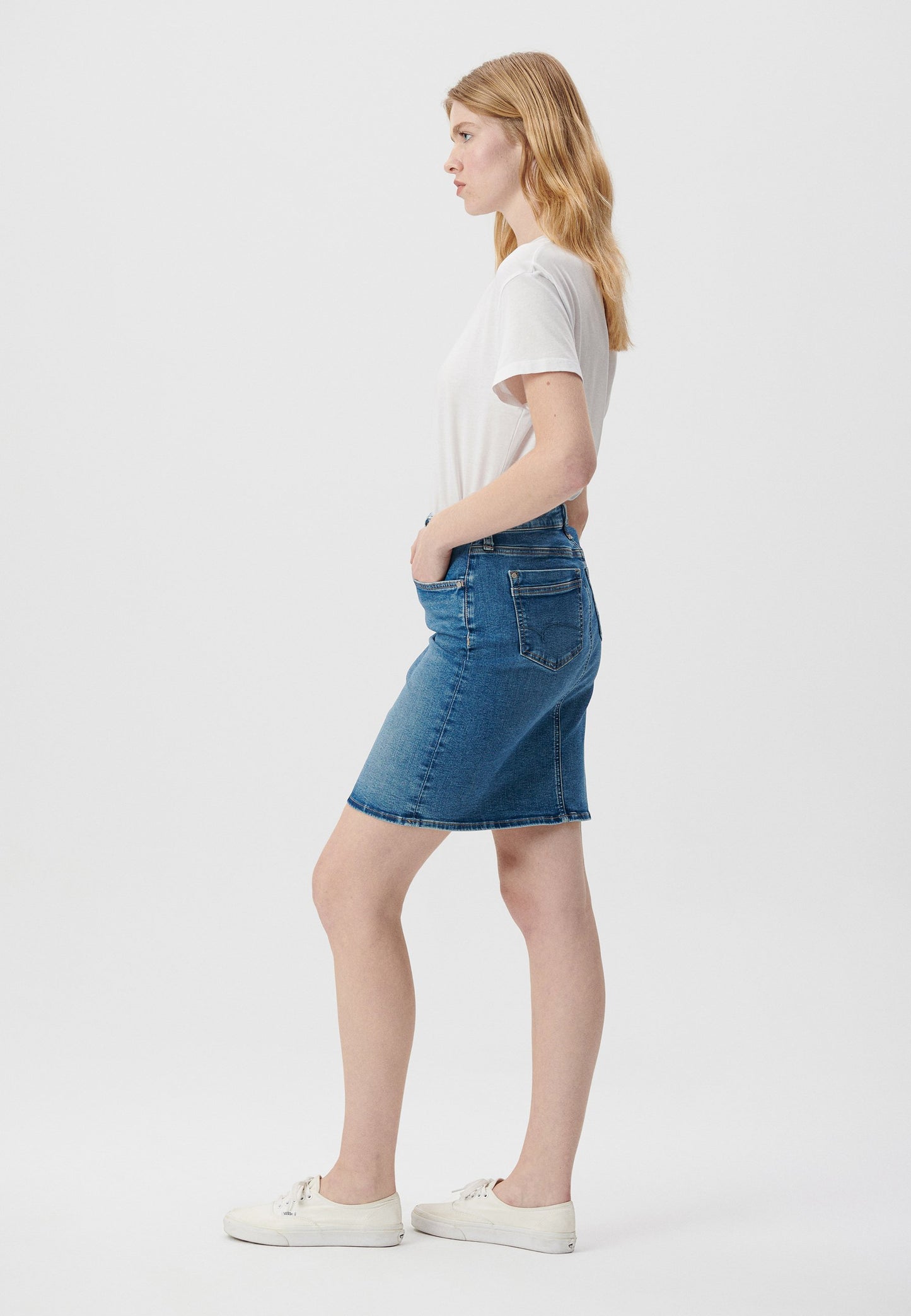 Renee (Mid Vintage St)