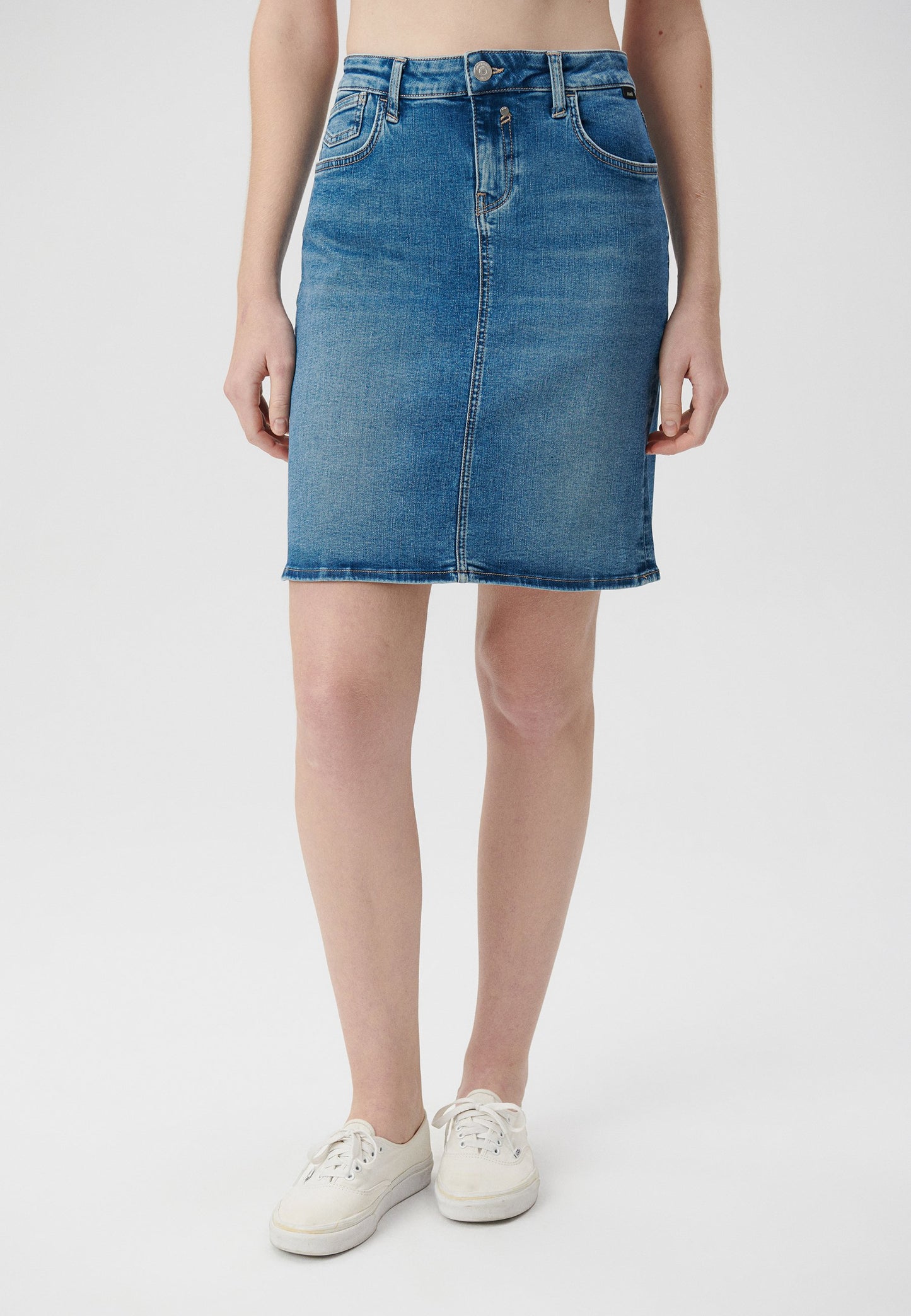 Renee (Mid Vintage St)