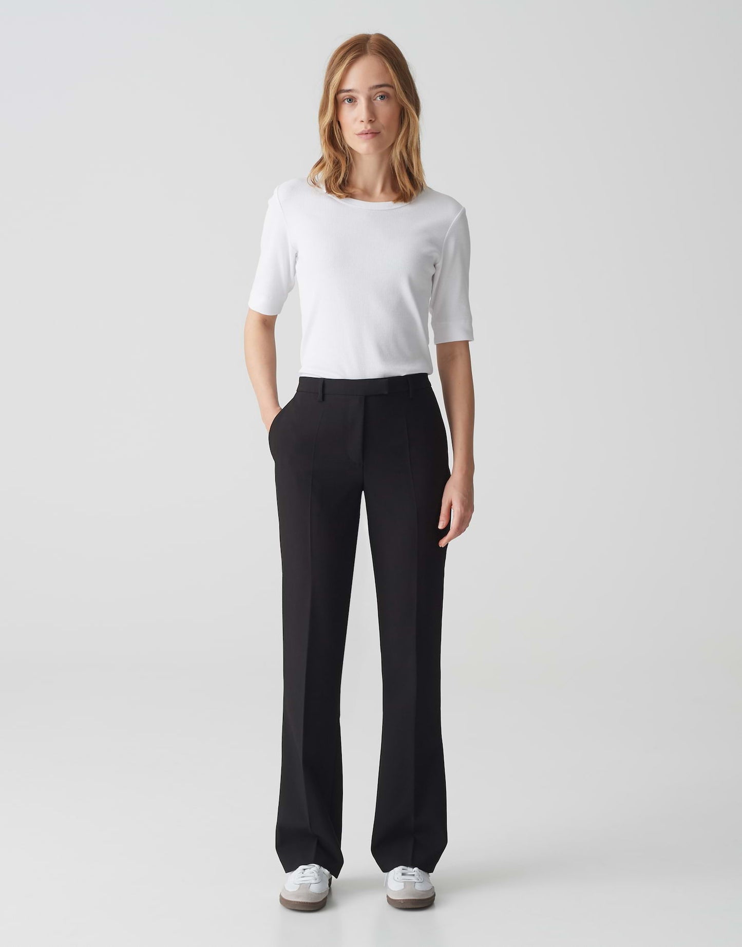 Meggieh (Black)