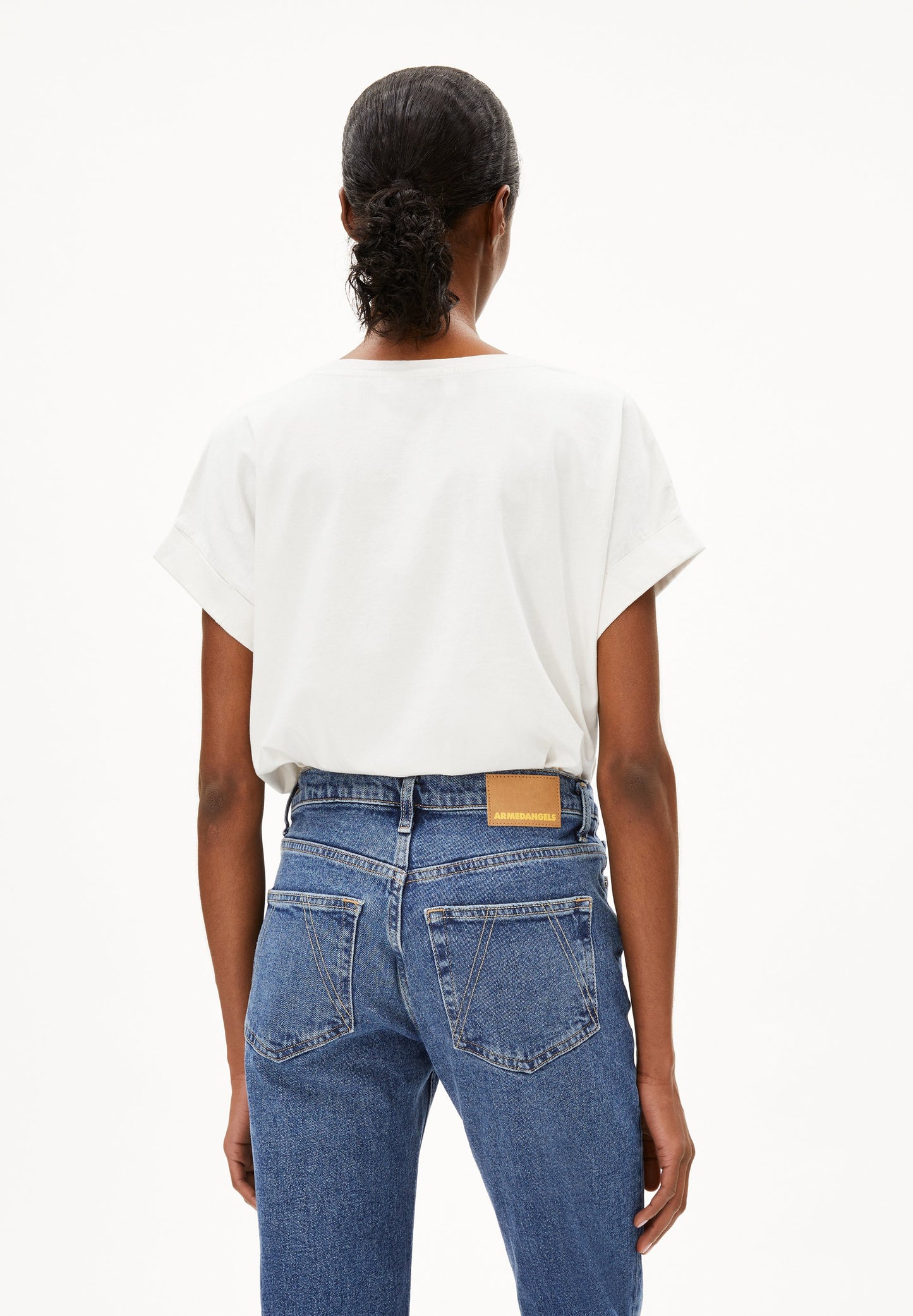 Idaara (White)