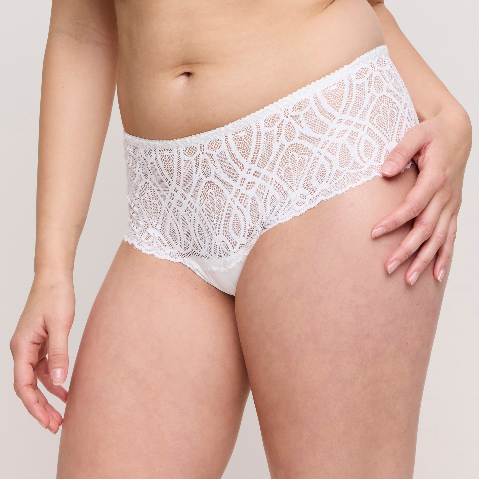SALERNO natur Luxus String (Nat)