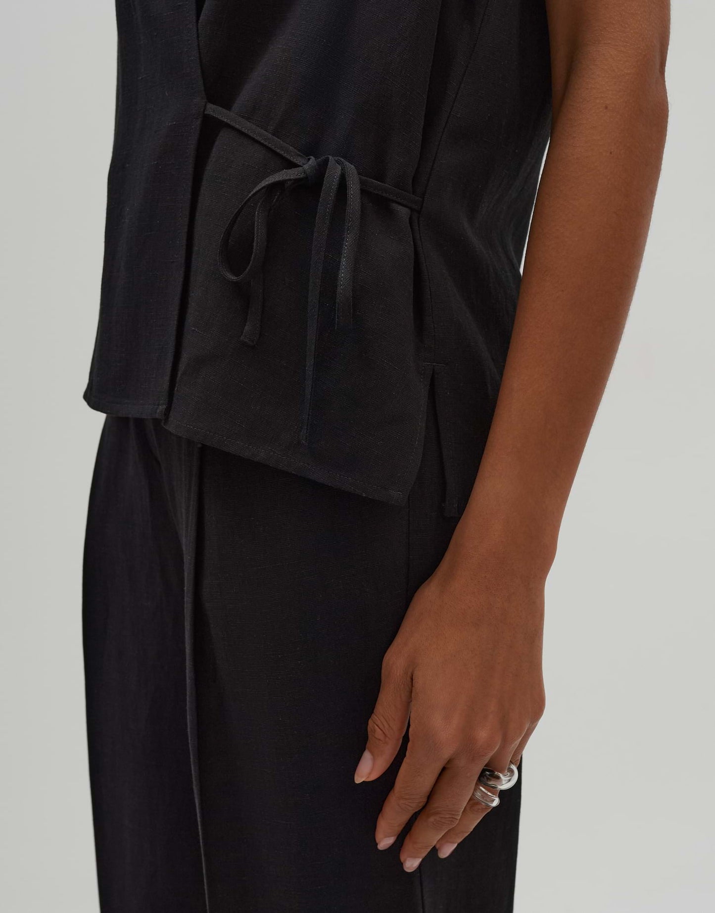 Ziang (Black)