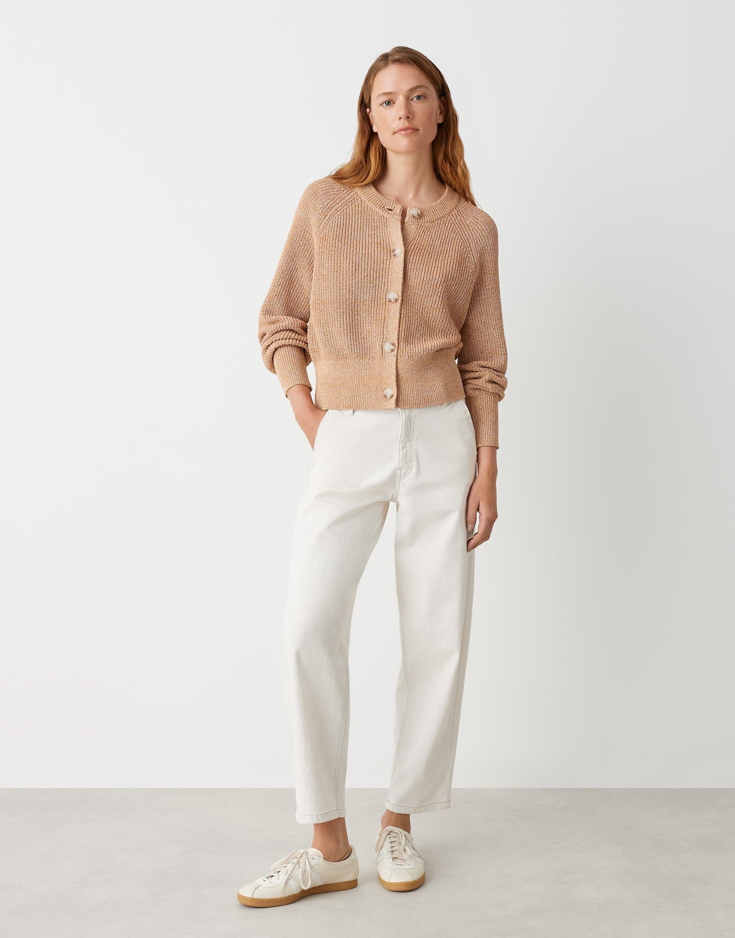 Dolpine (Creamy Camel)