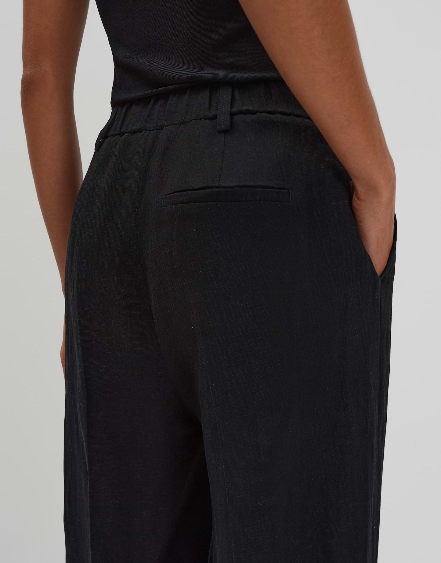 Celino cropped (Black)