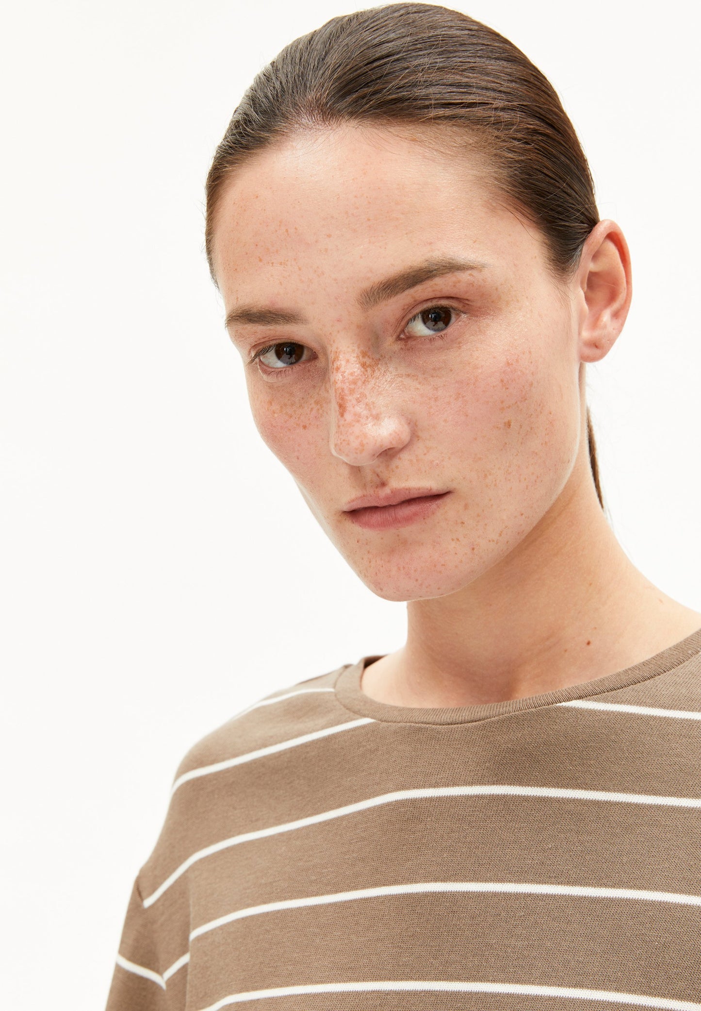 Marynaa Fine Stripe (Walnut Cream-oa)