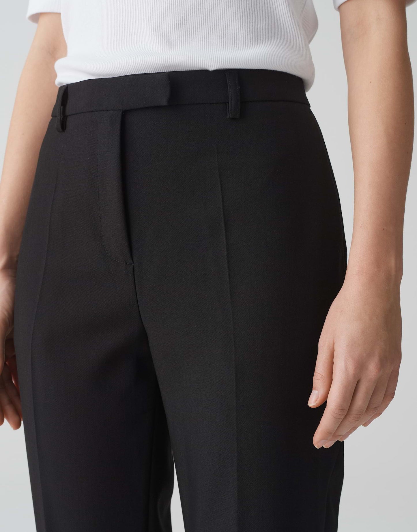 Meggieh (Black)