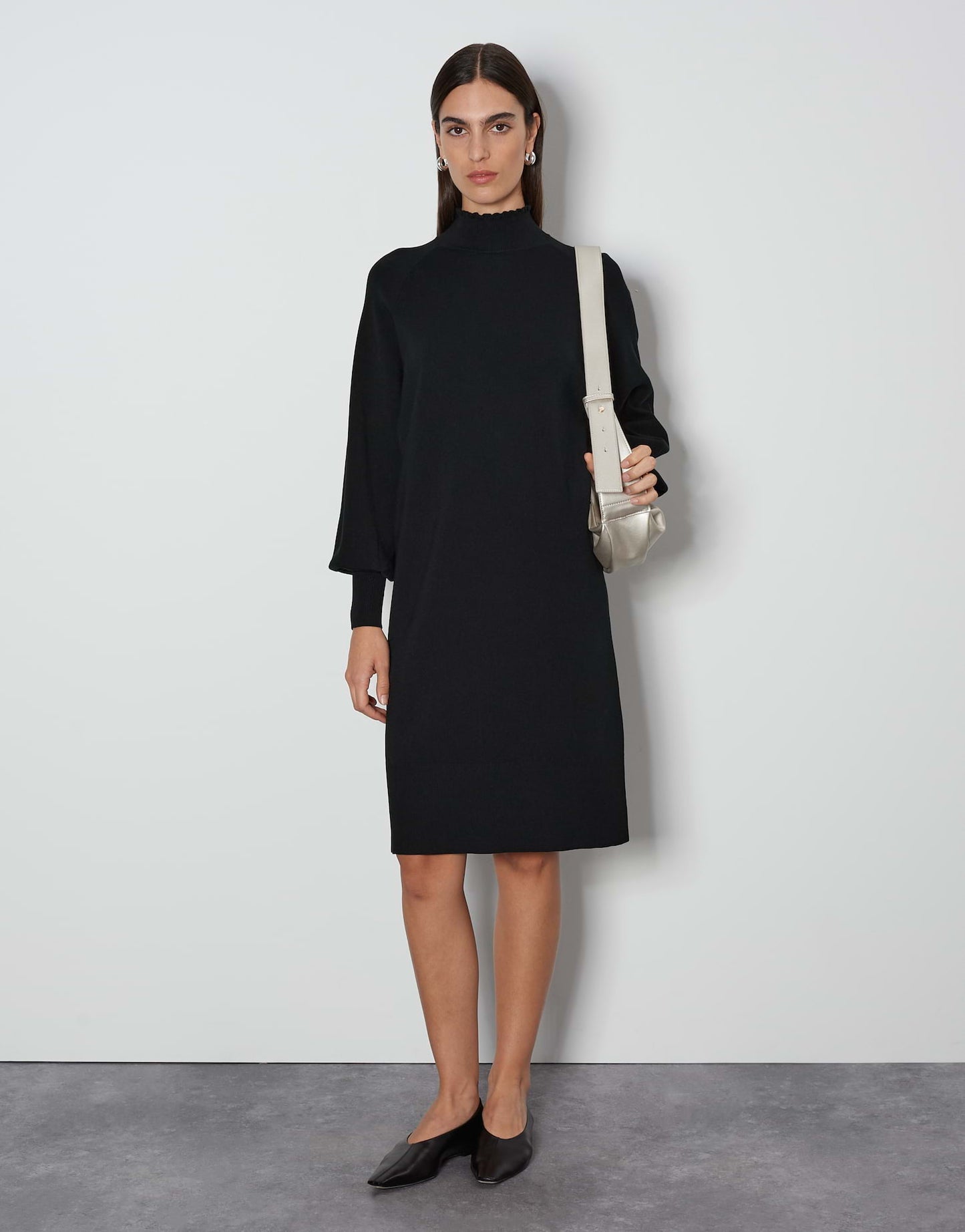 Quarisi (Black)