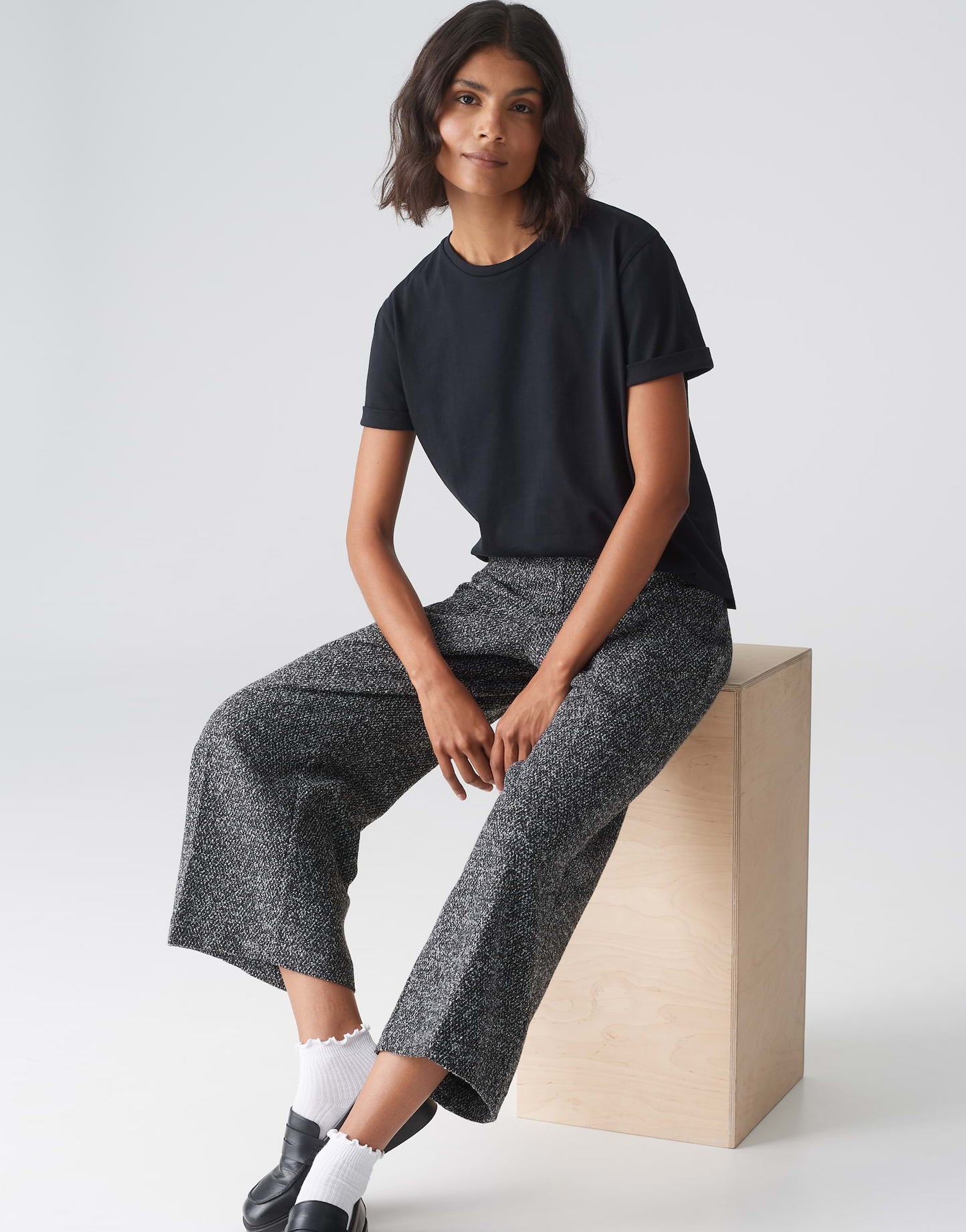 Sonzi (Black)