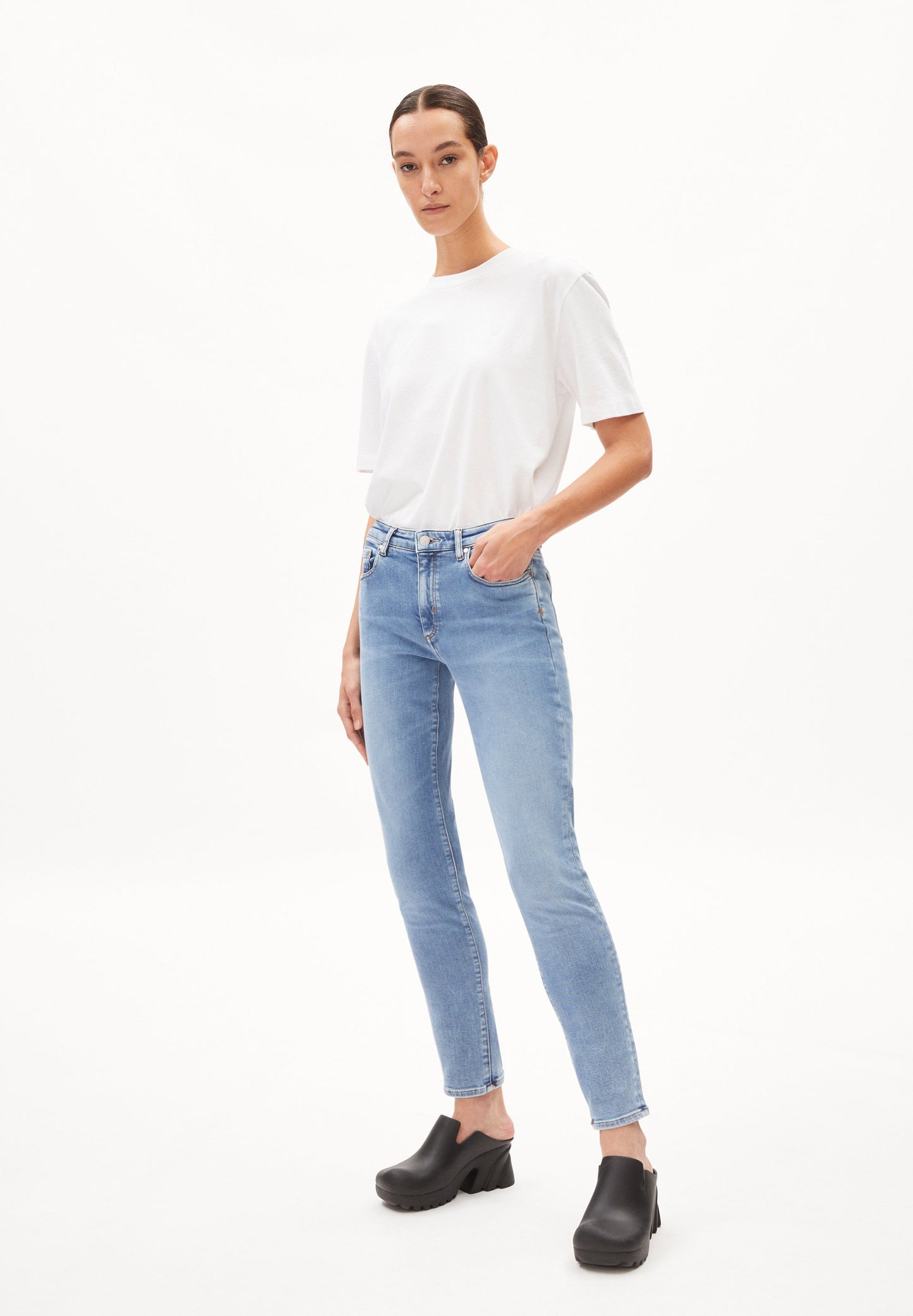 Tillaa (Sky Blue)