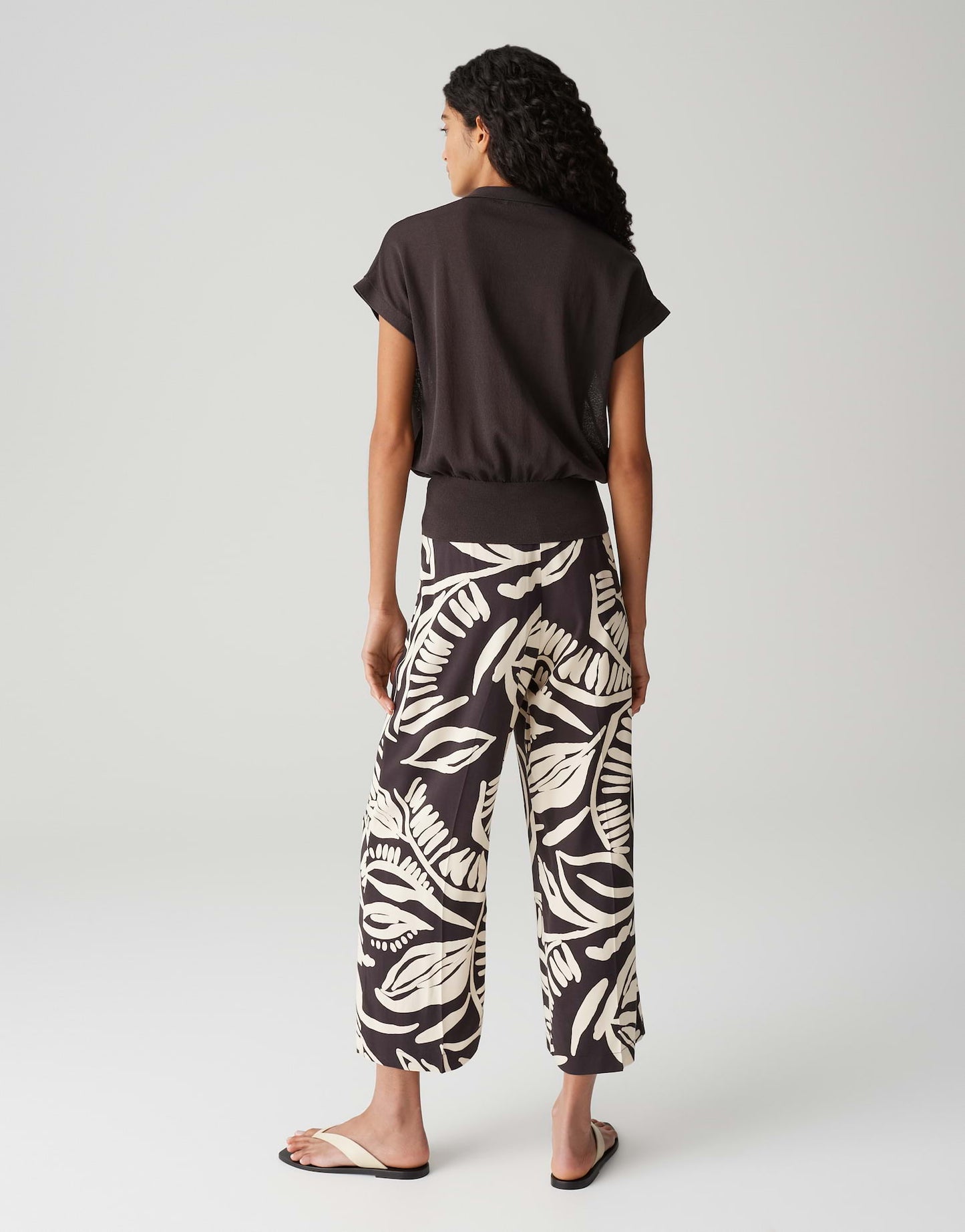 Posara (Midnight Brown)