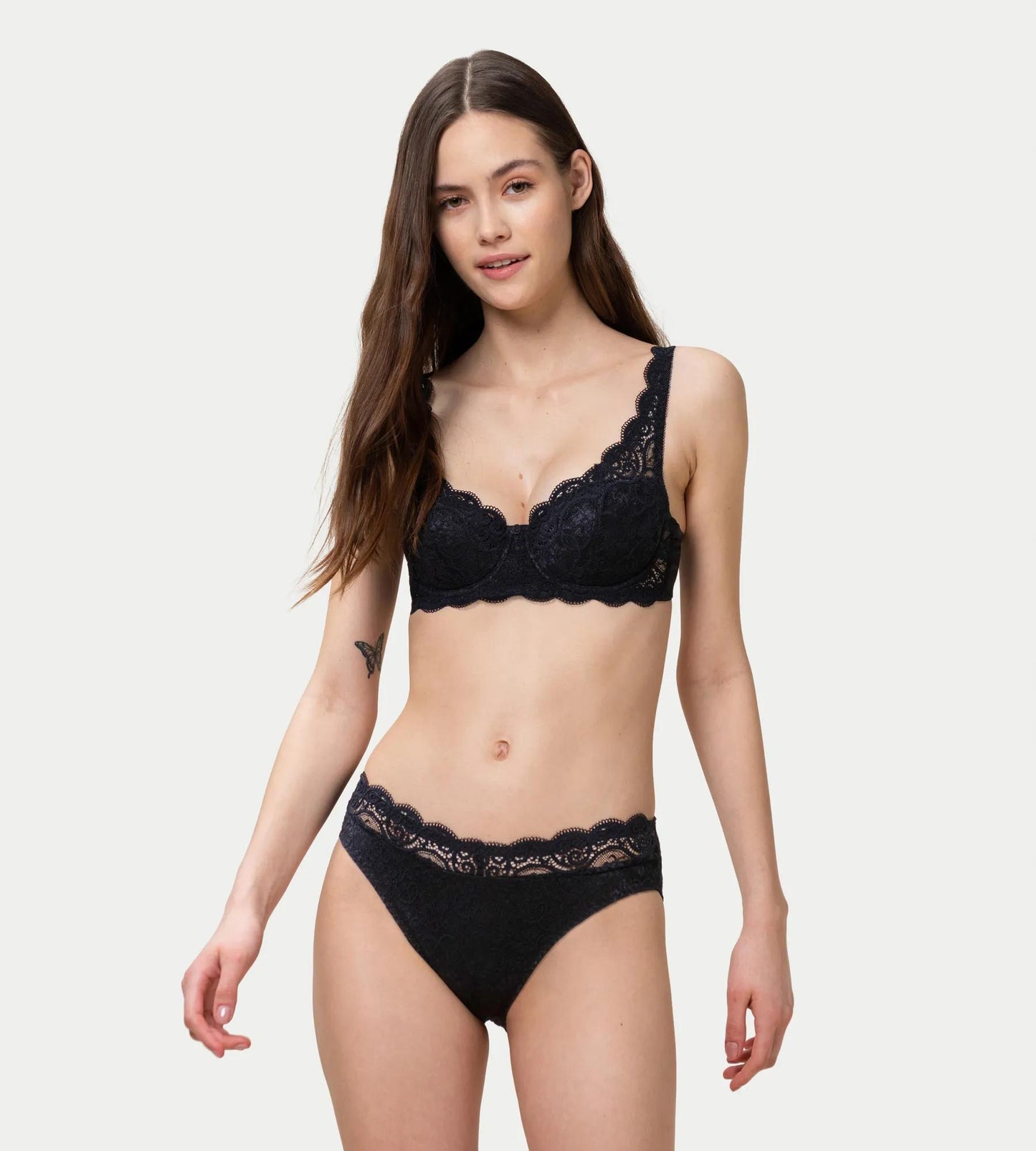 Amourette 300 Magic Wire Tai02 (Black)