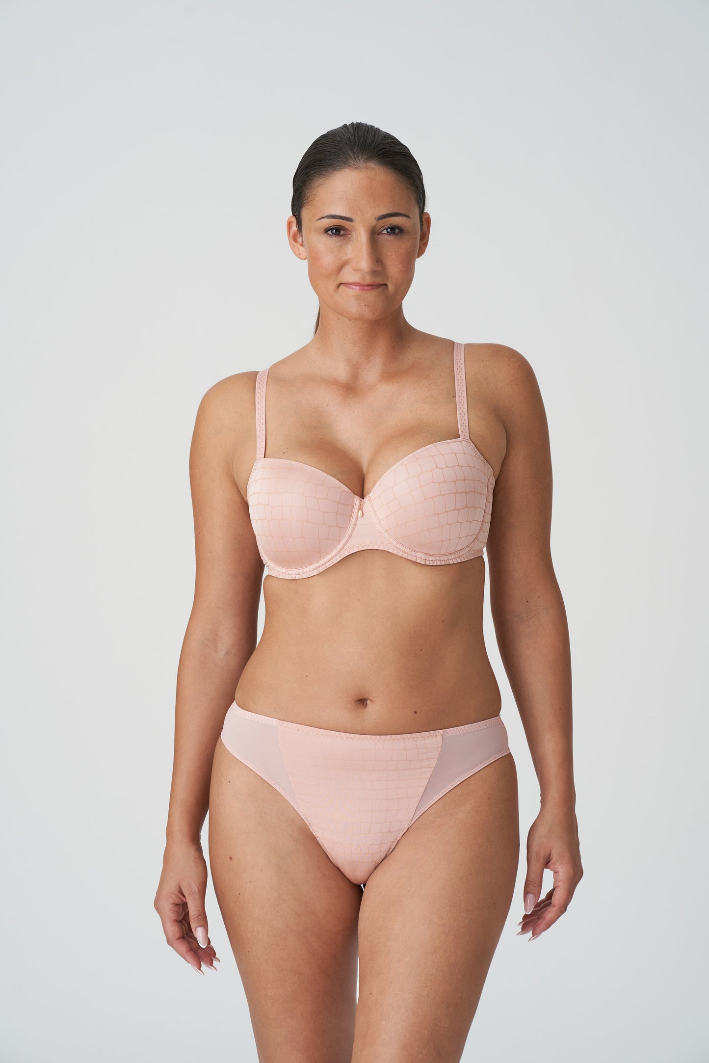 TORRANCE Dusty Pink String (Dup)