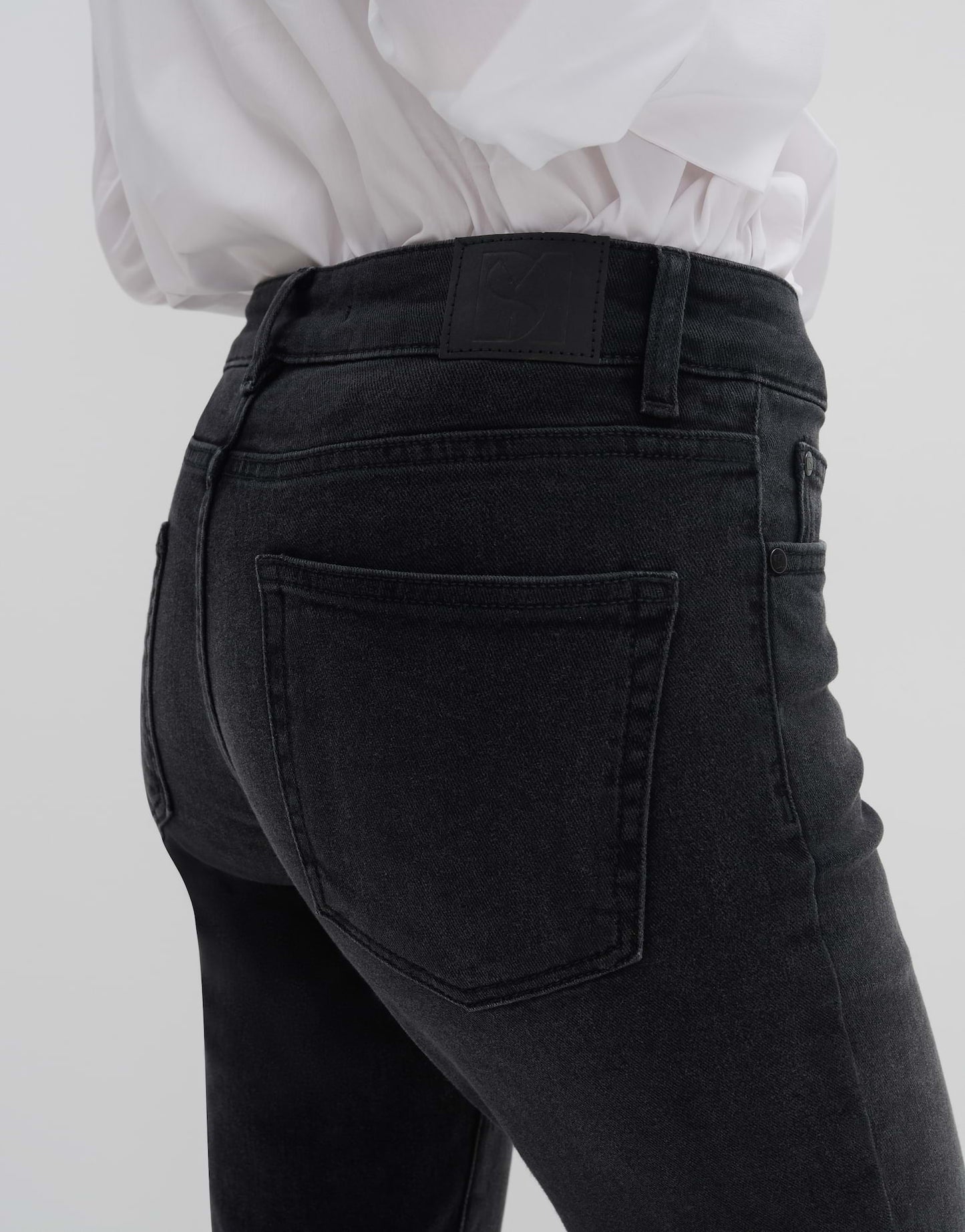 Catia iconic (Washed Black)