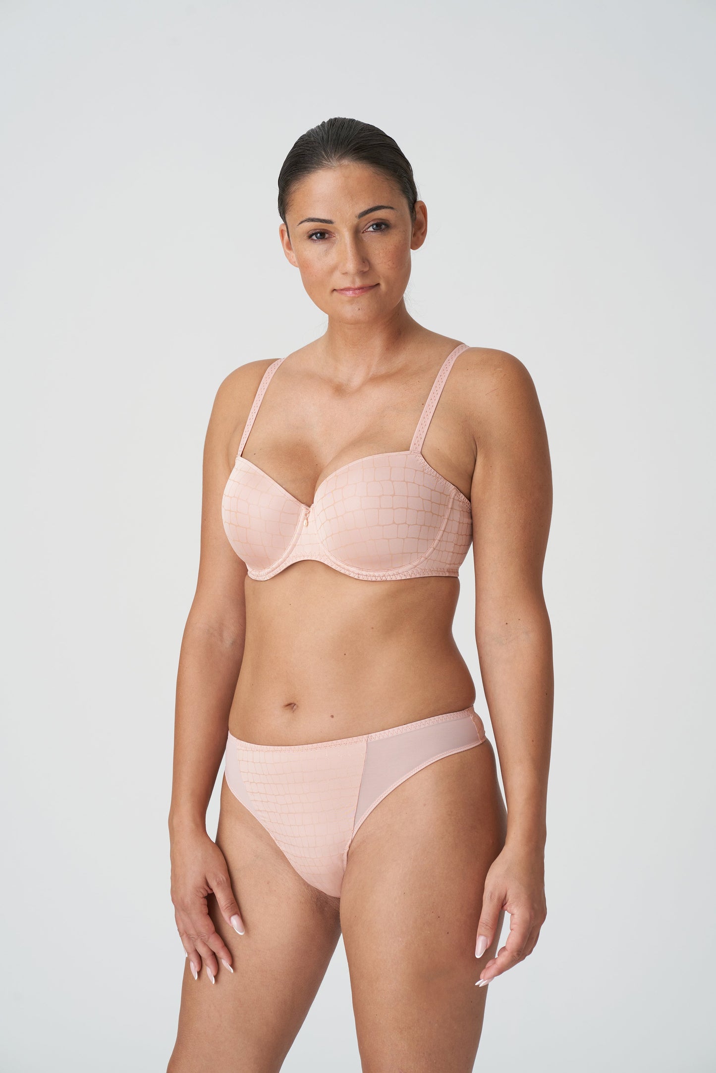 TORRANCE Dusty Pink String (Dup)