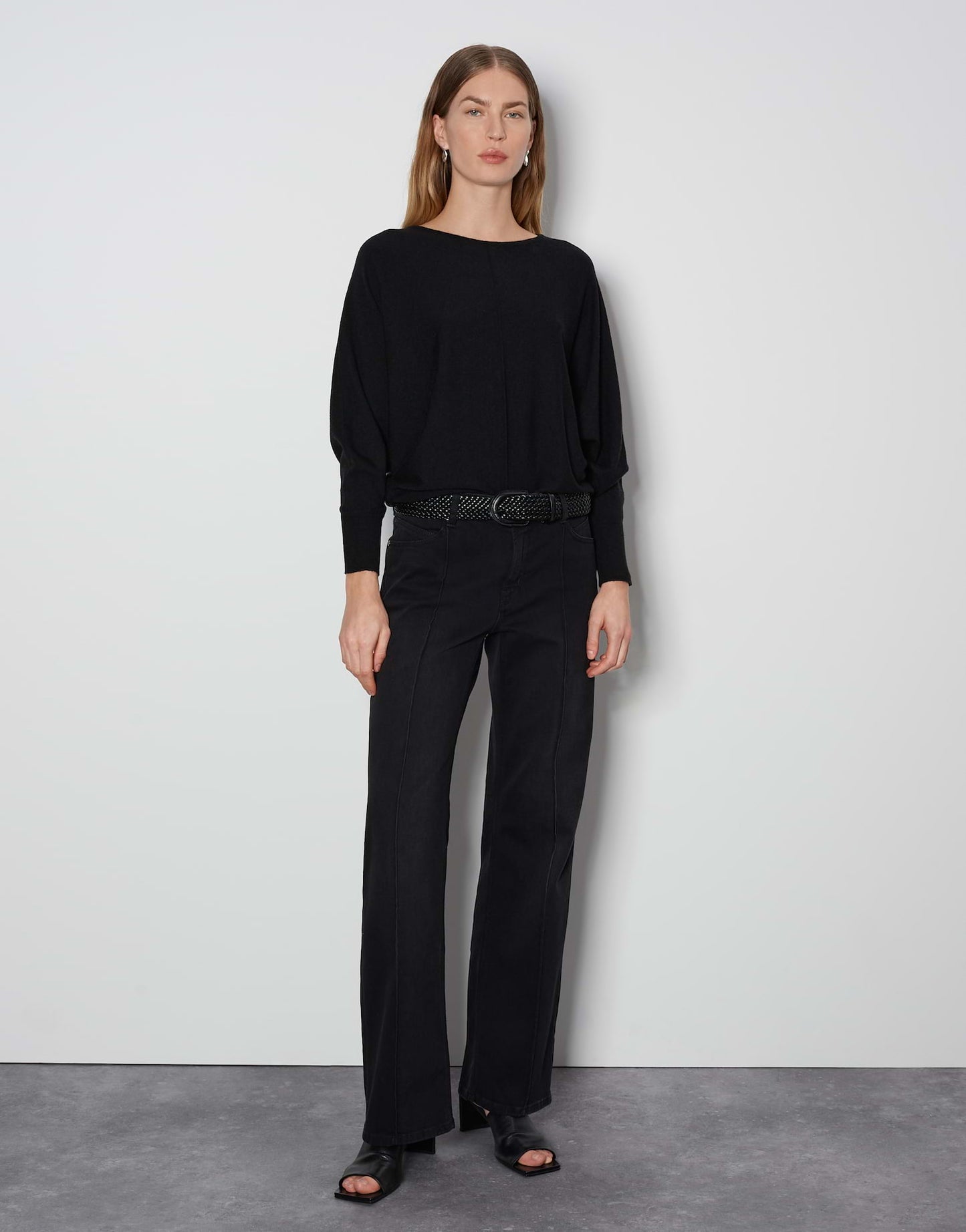 Taliya line (Black)