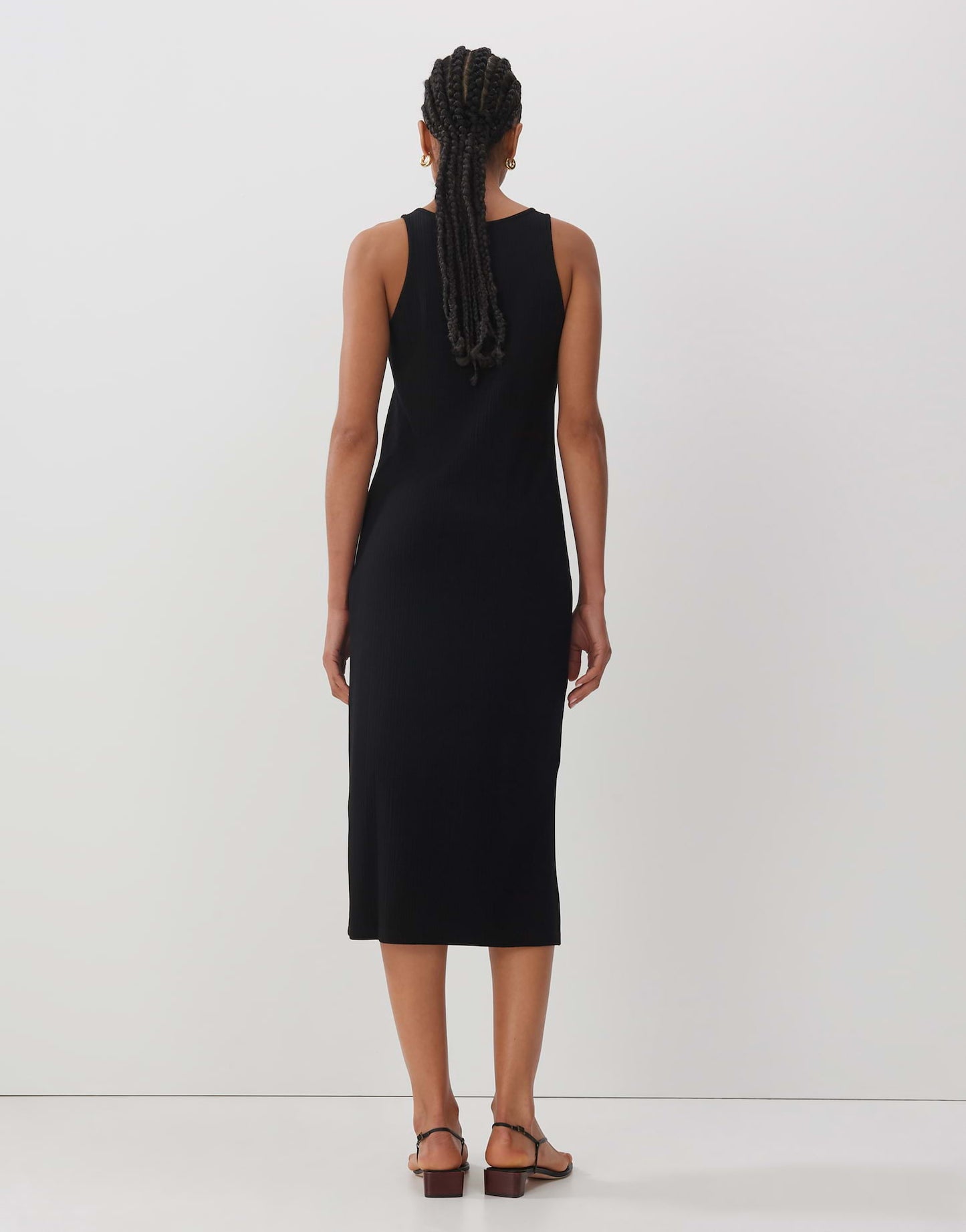 Qahara (Black)
