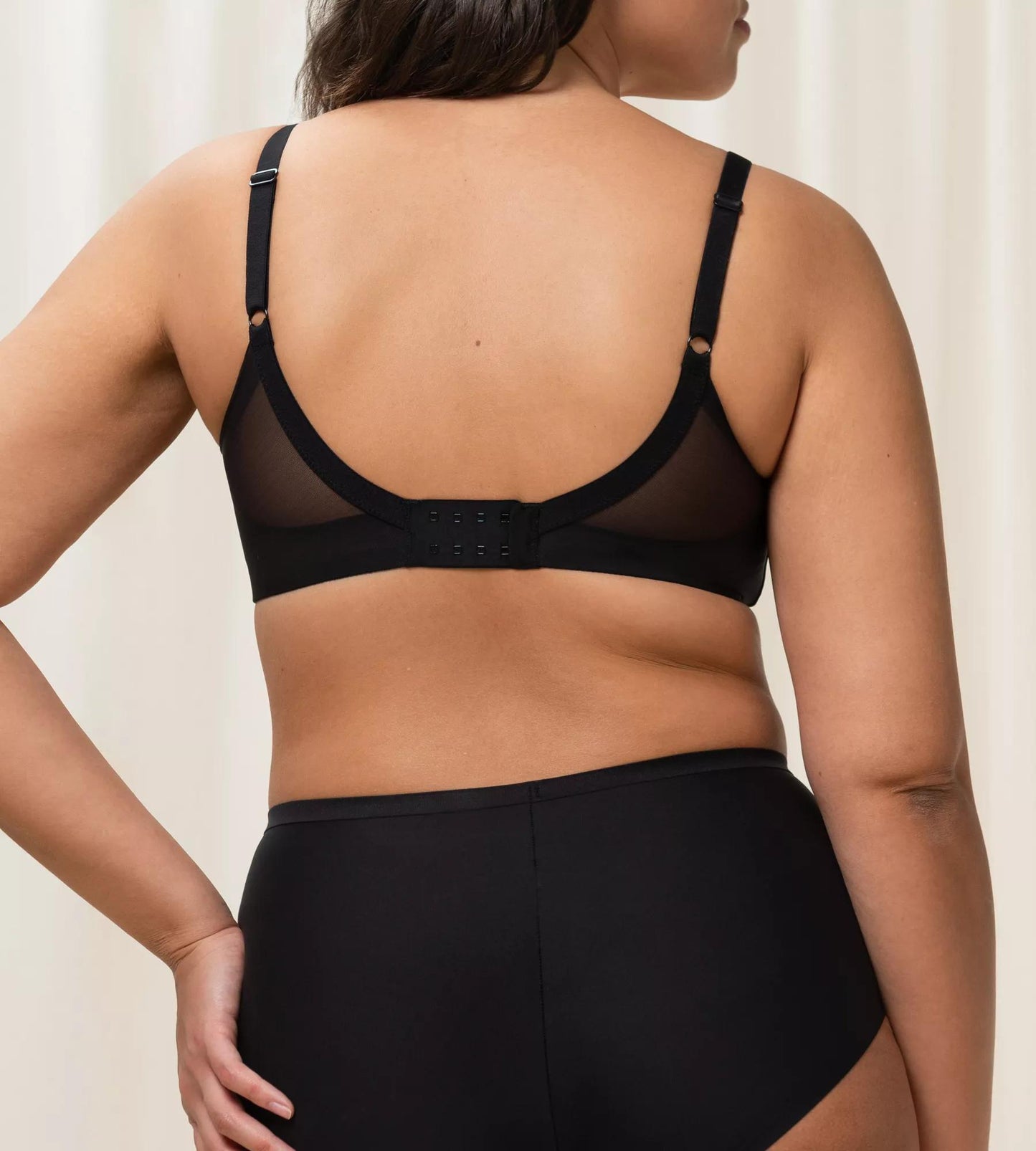 Triumph Shape Smart P (Black)