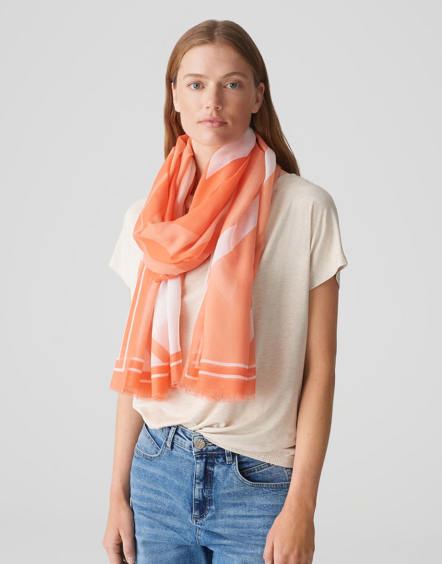 Axeni scarf (Pale Orange)