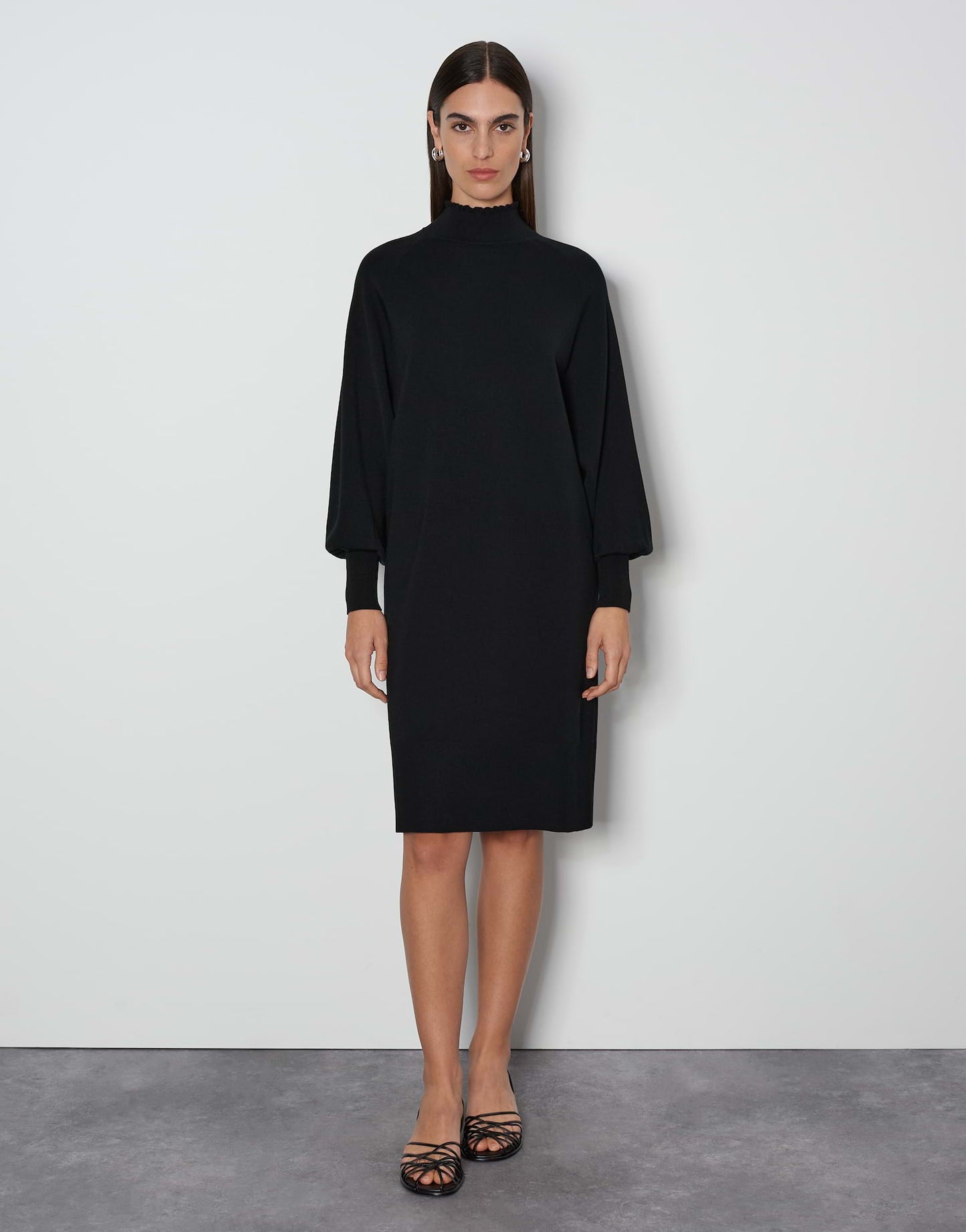 Quarisi (Black)
