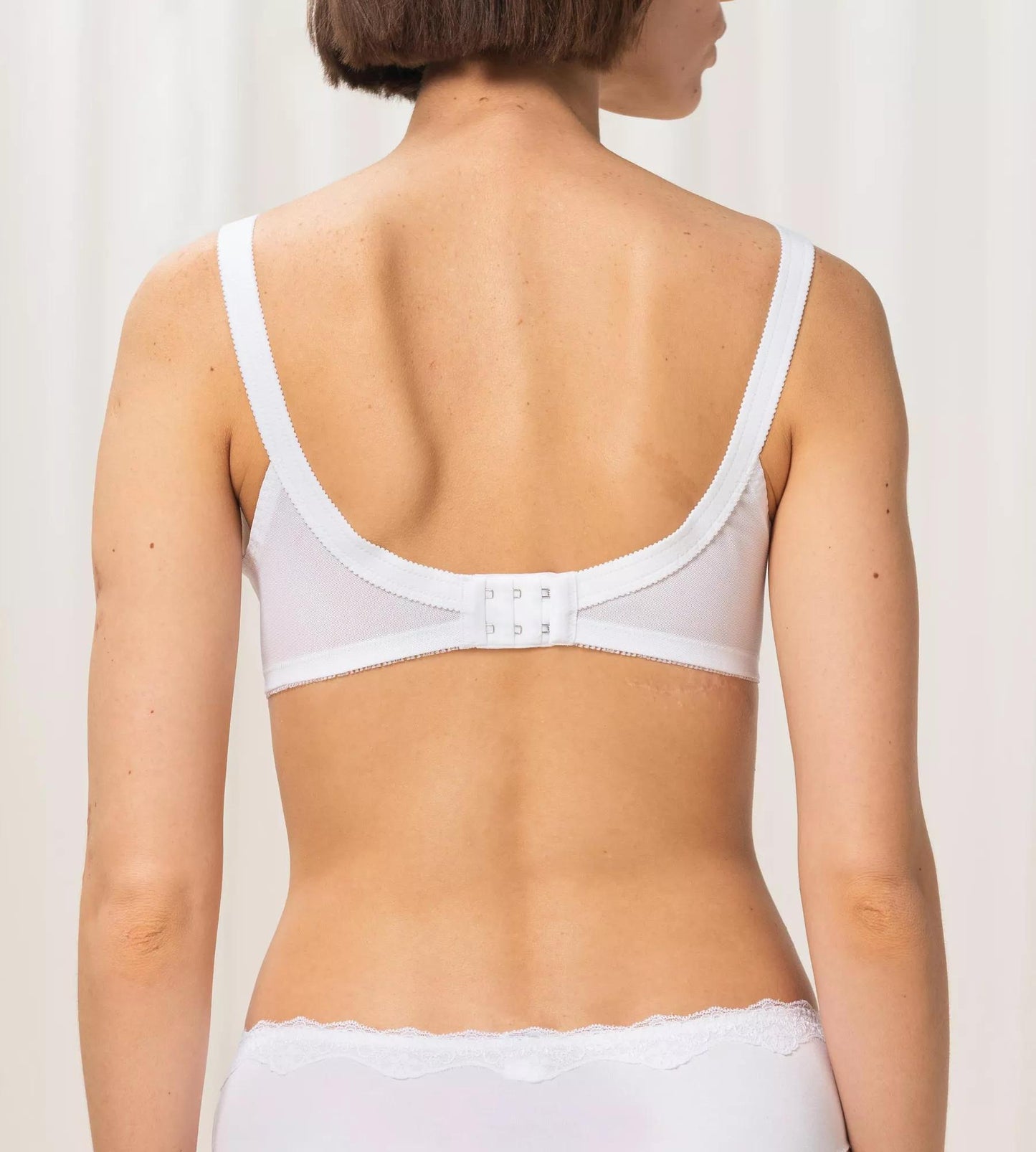 Doreen X (White)