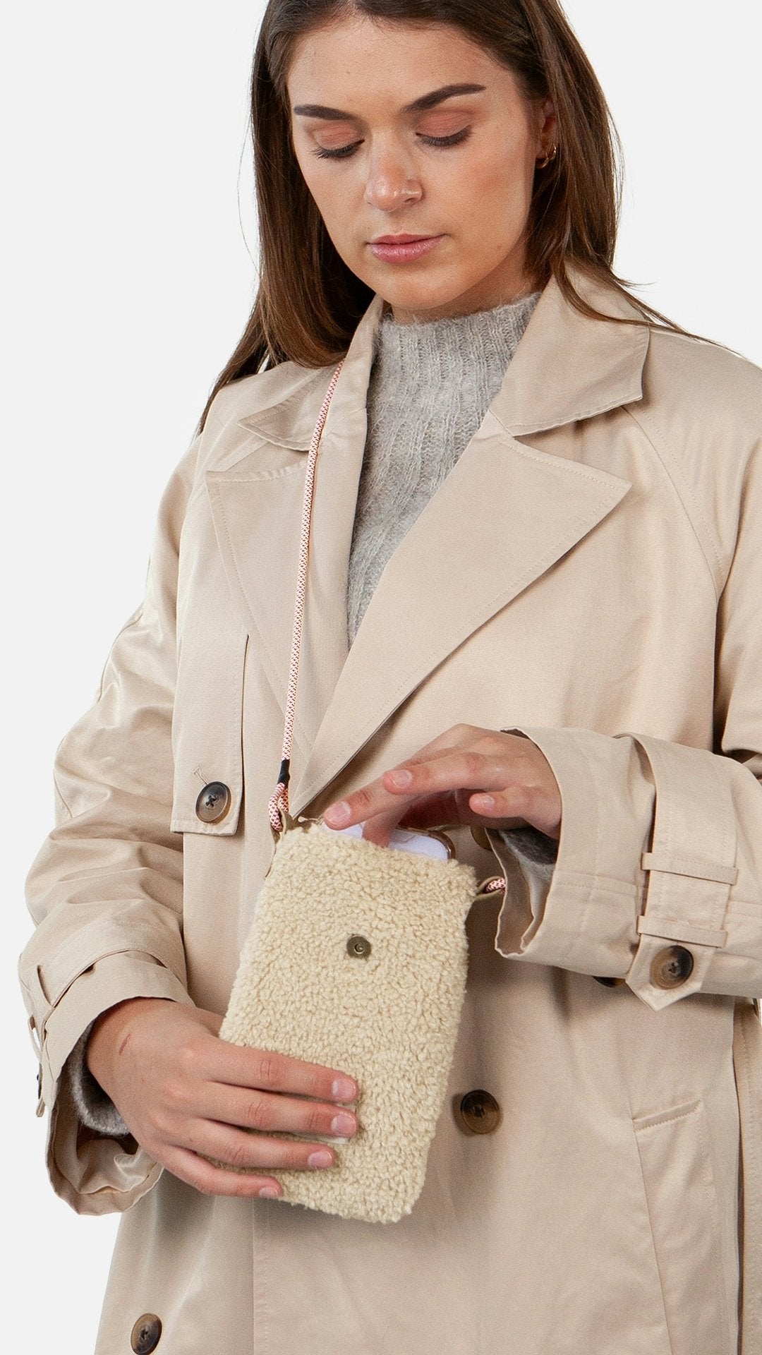 Bugbane Phone Bag (Beige Beige)