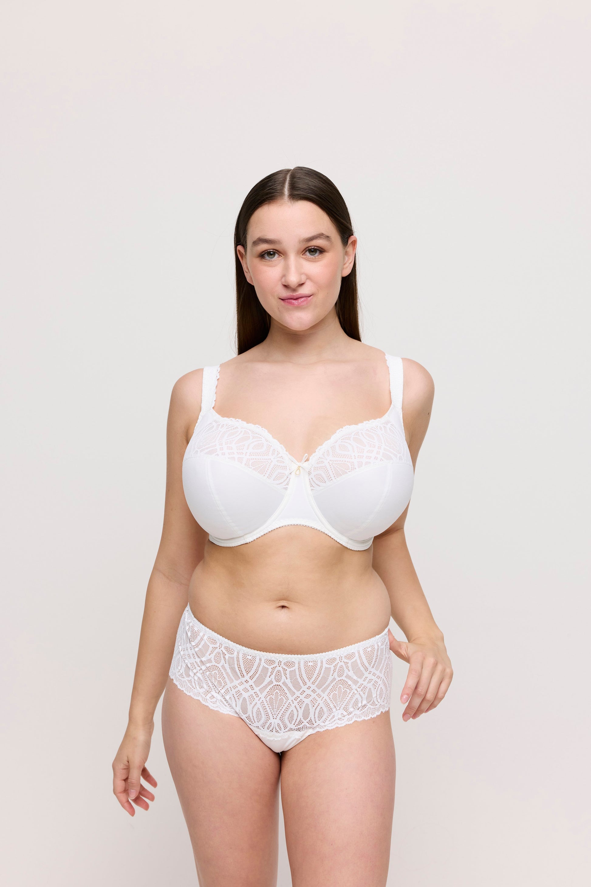SALERNO natur Luxus String (Nat)