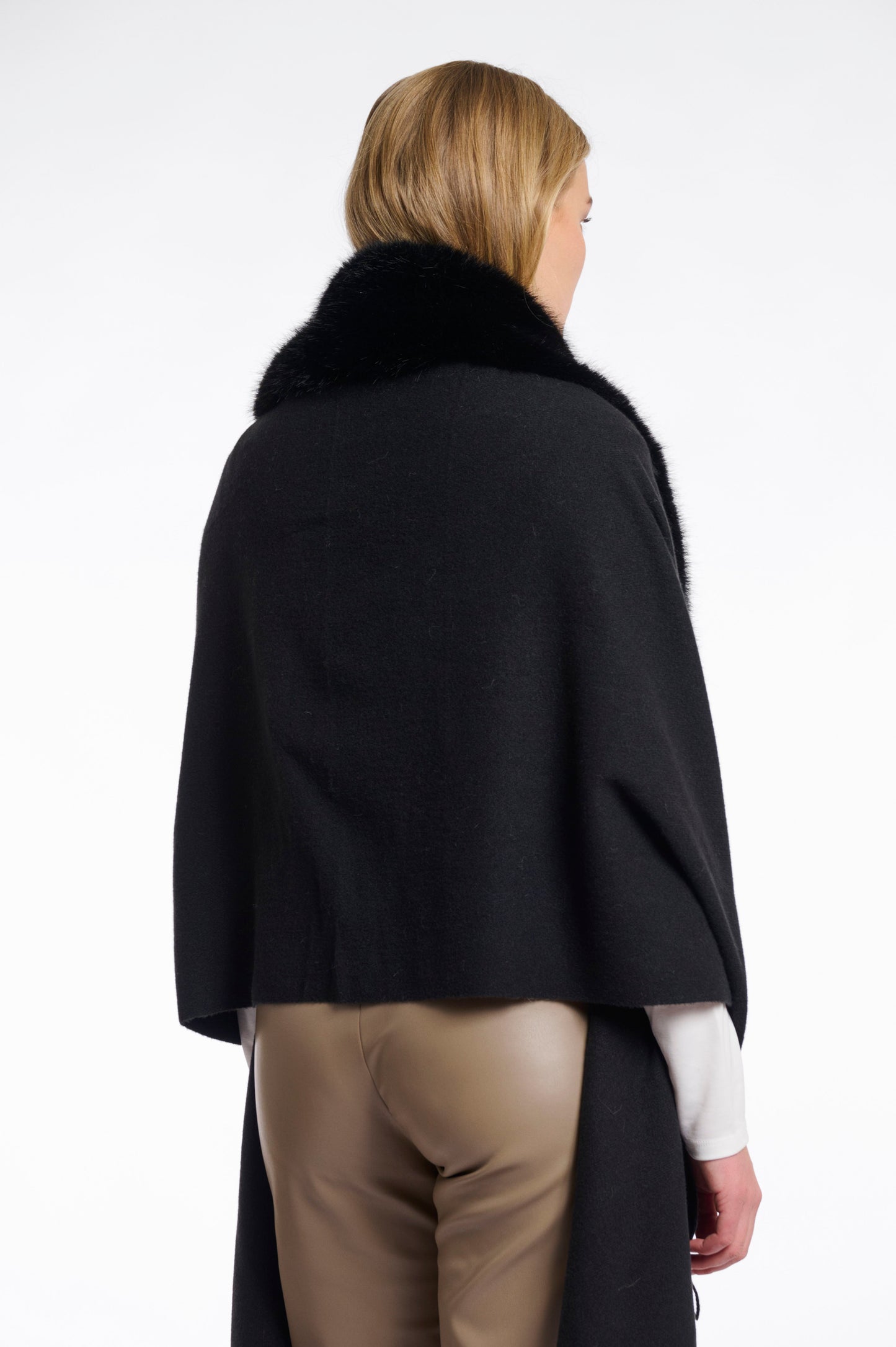 Wendy.7002511 (Black)