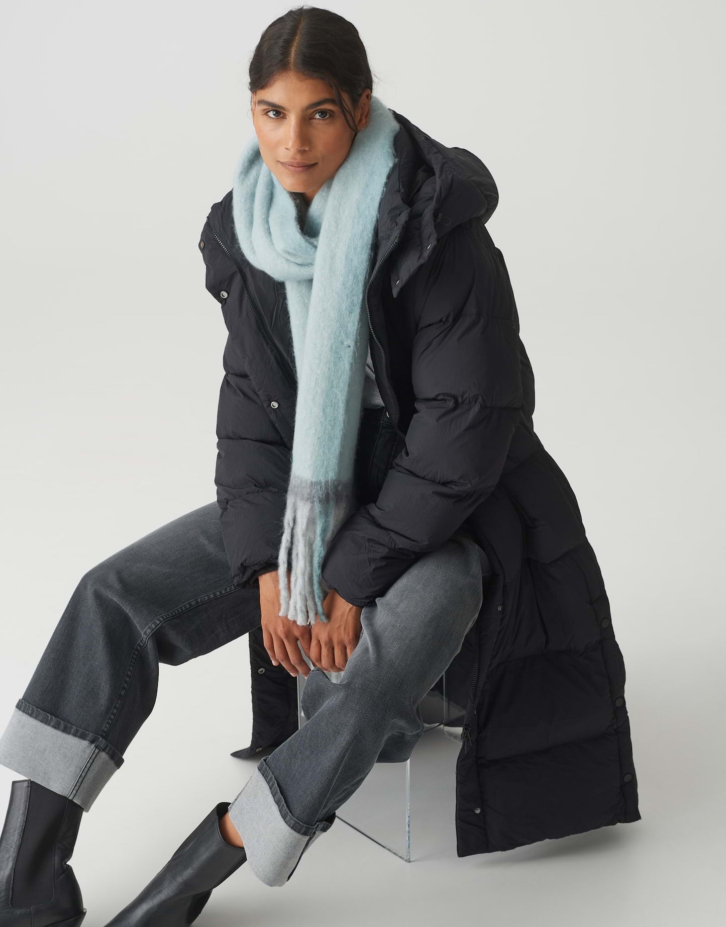 Halline (Black)