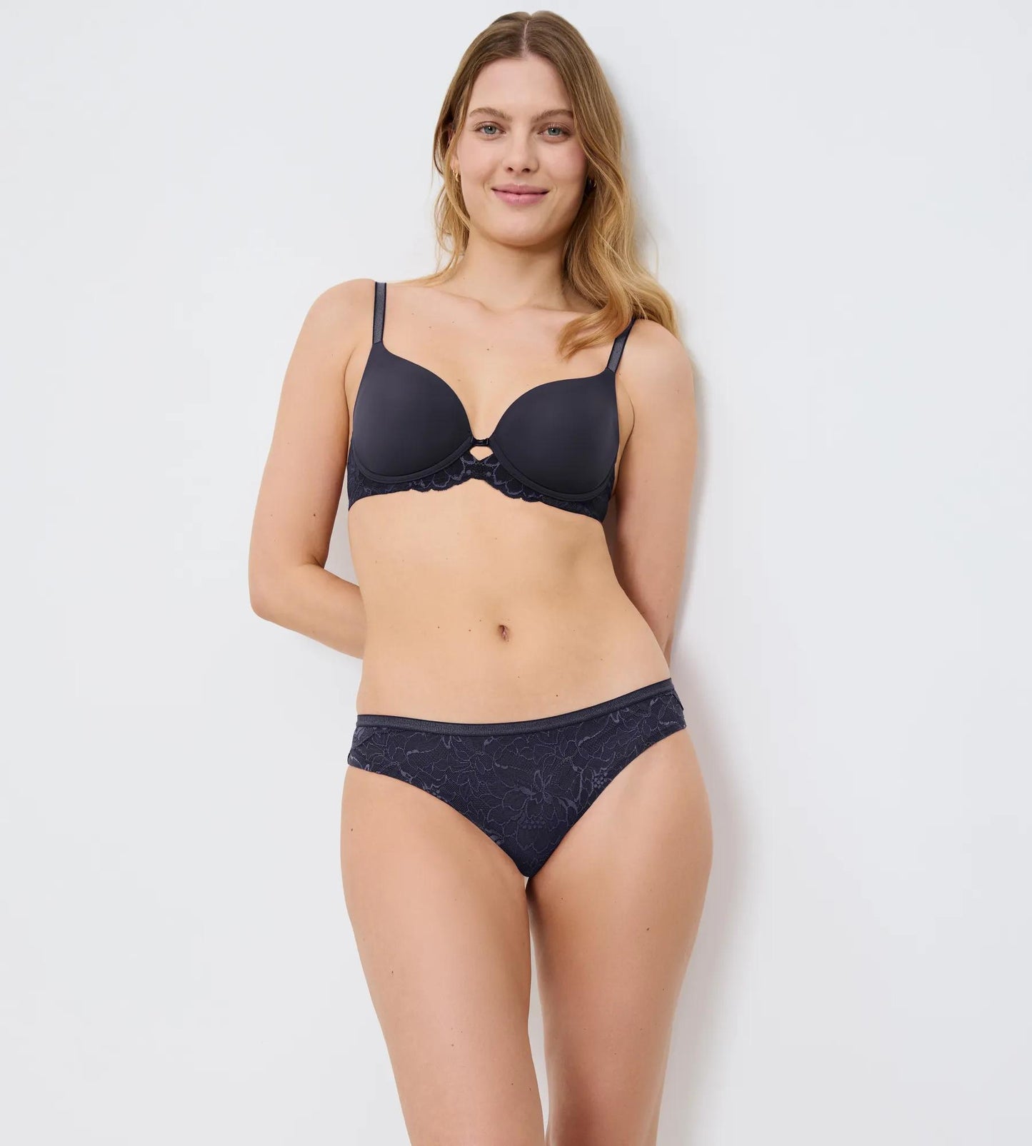 Amourette Charm T Brazilian01 (00jo Ink Gray)