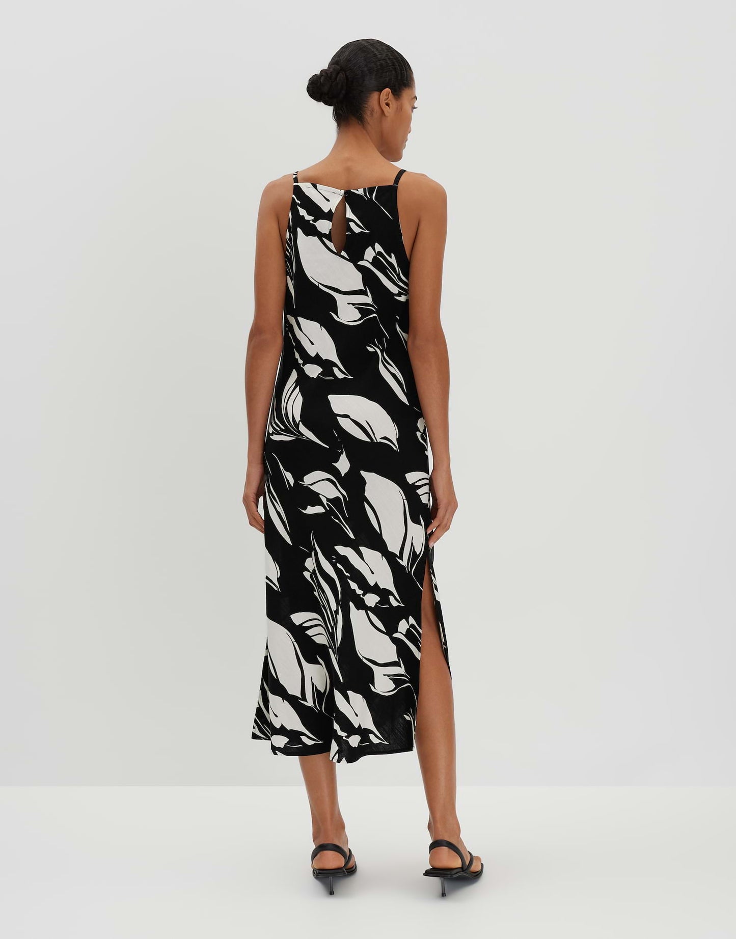 Qualeza floral (Black)