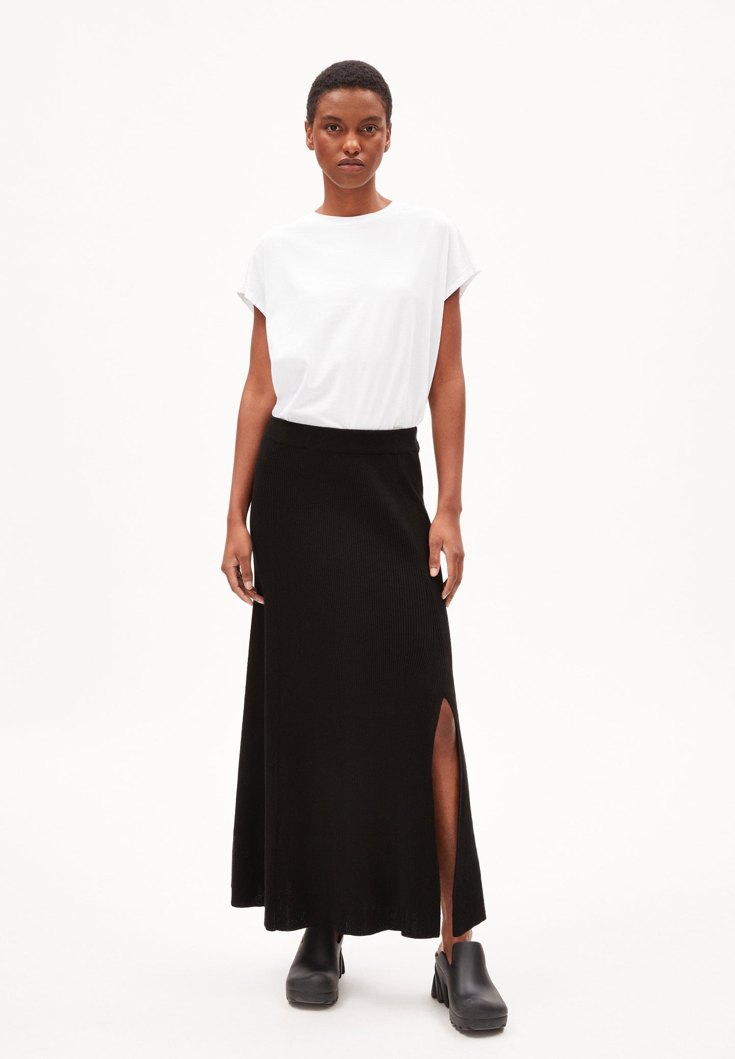 Inaara (White)