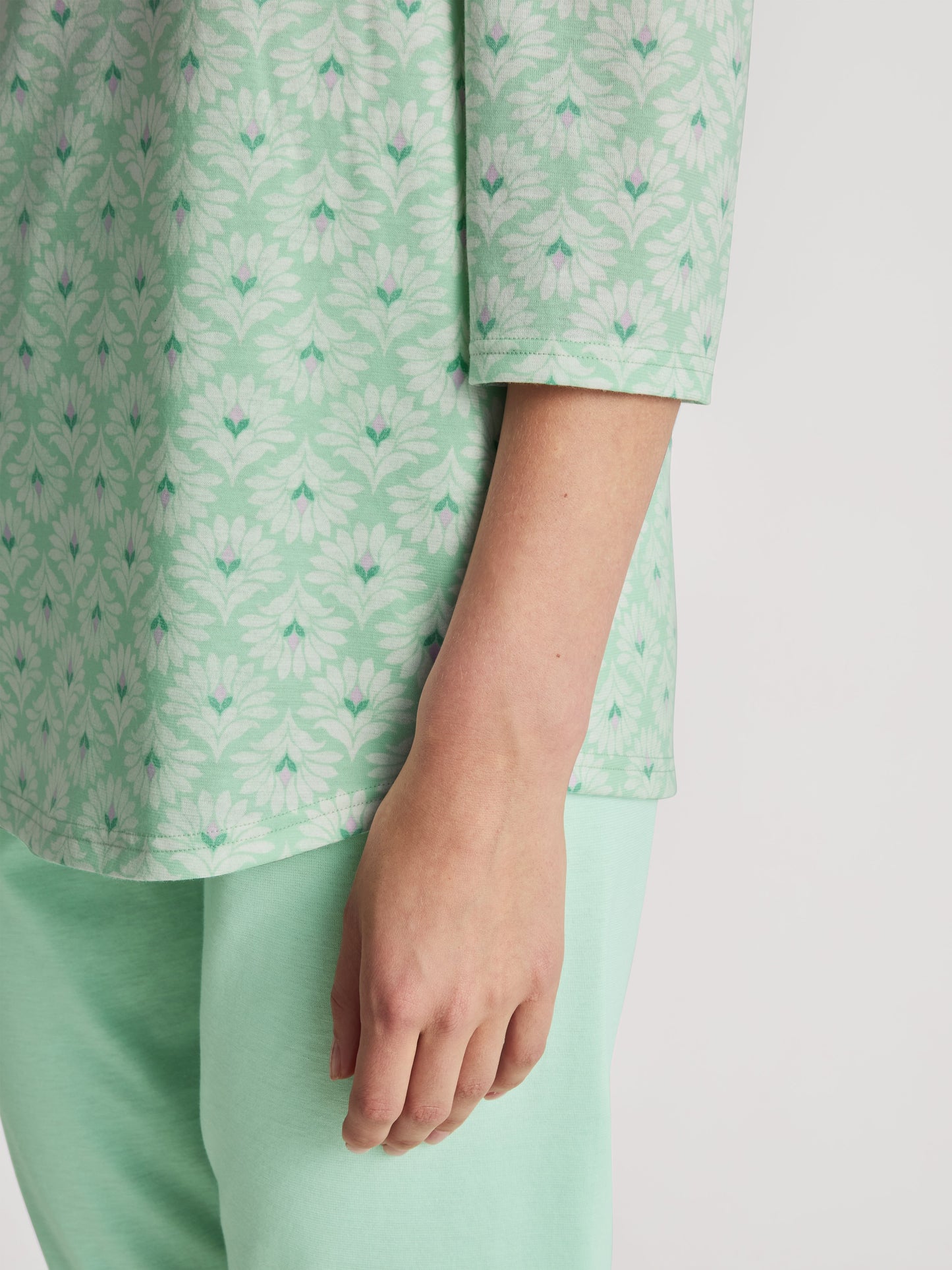 WOMEN 3/4 Pyjamas (Soft Green)
