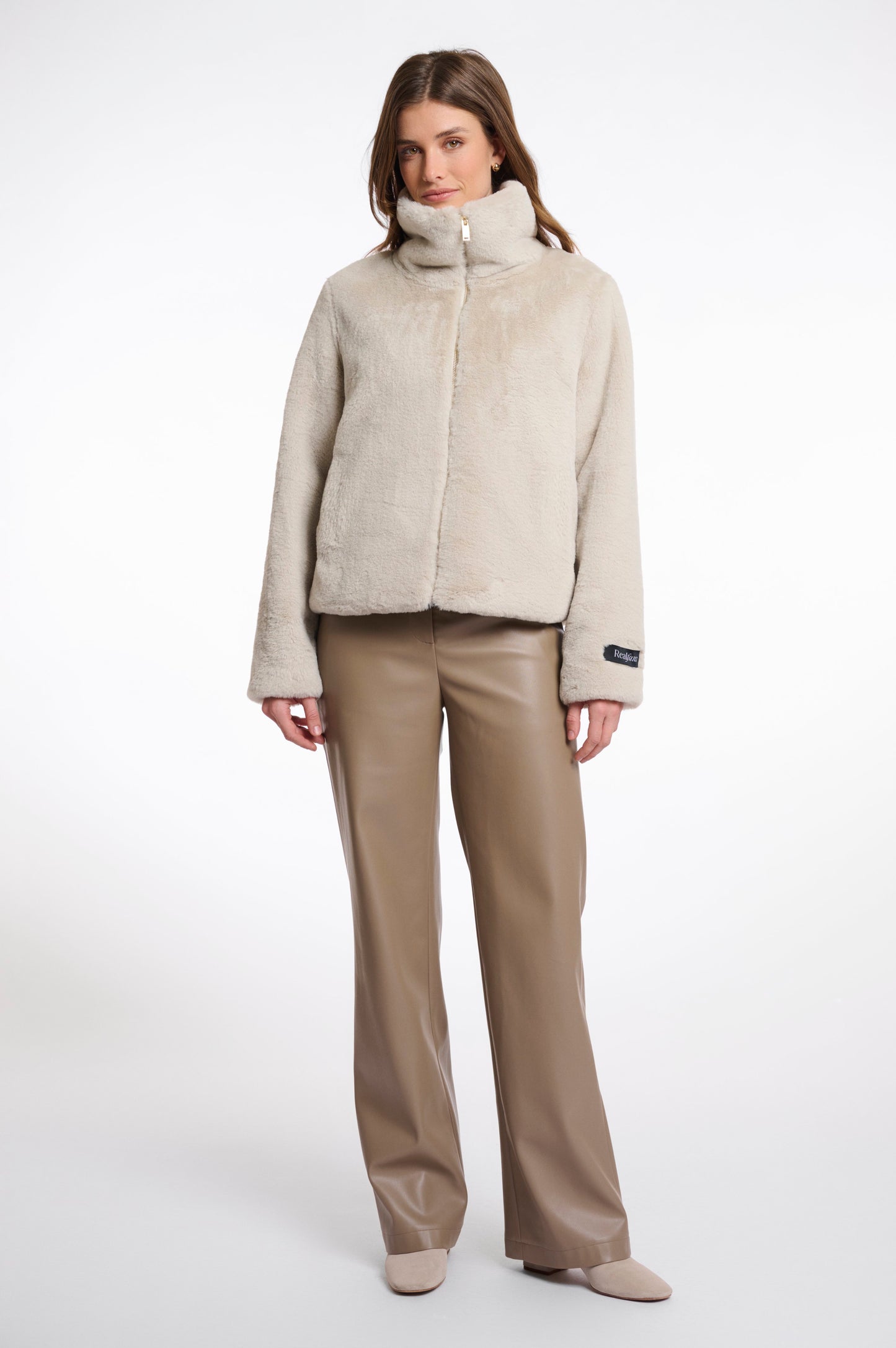 Sallie.7002512 (Birch)