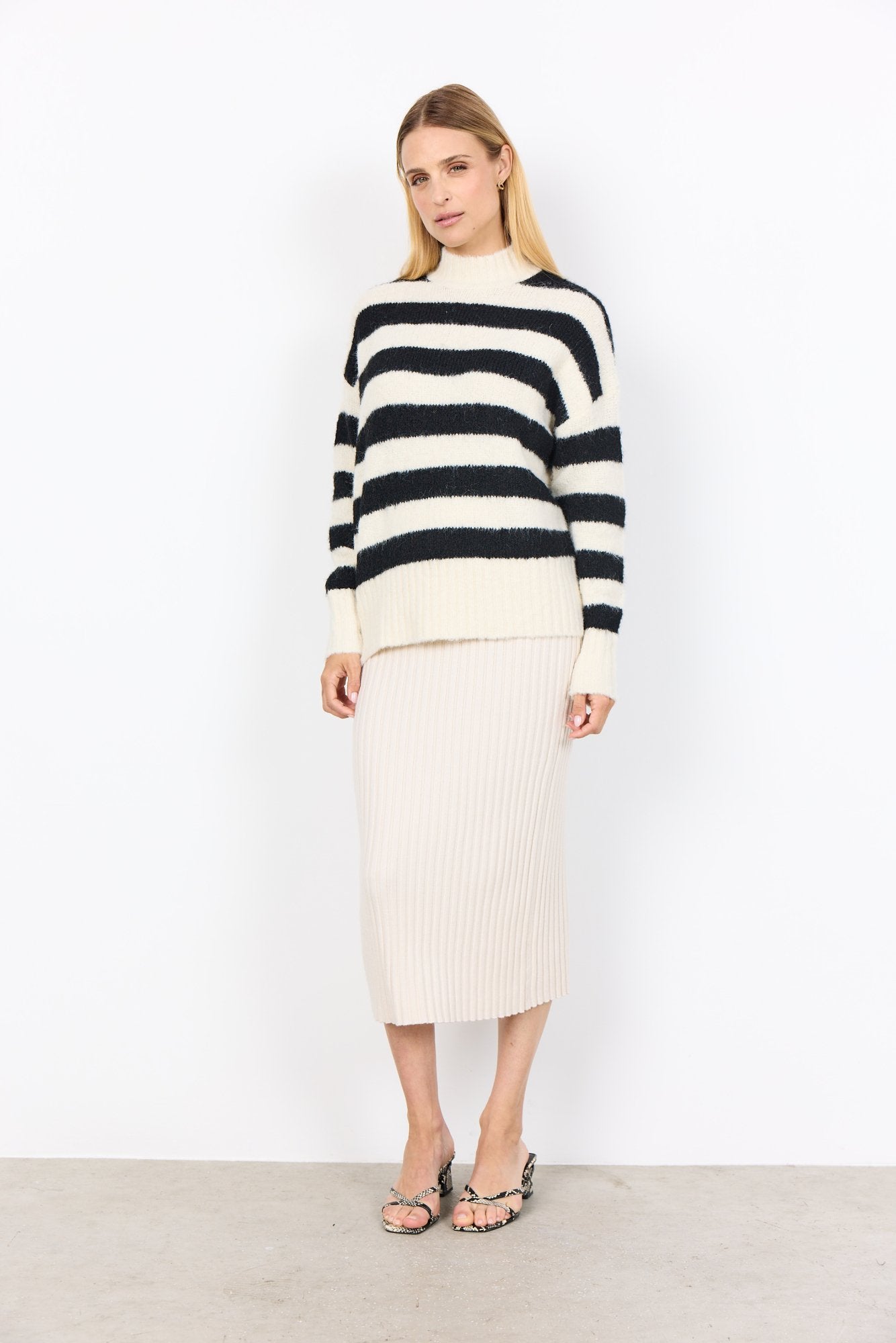 Sc-ilene 4 (9999c 9999c Black Co)