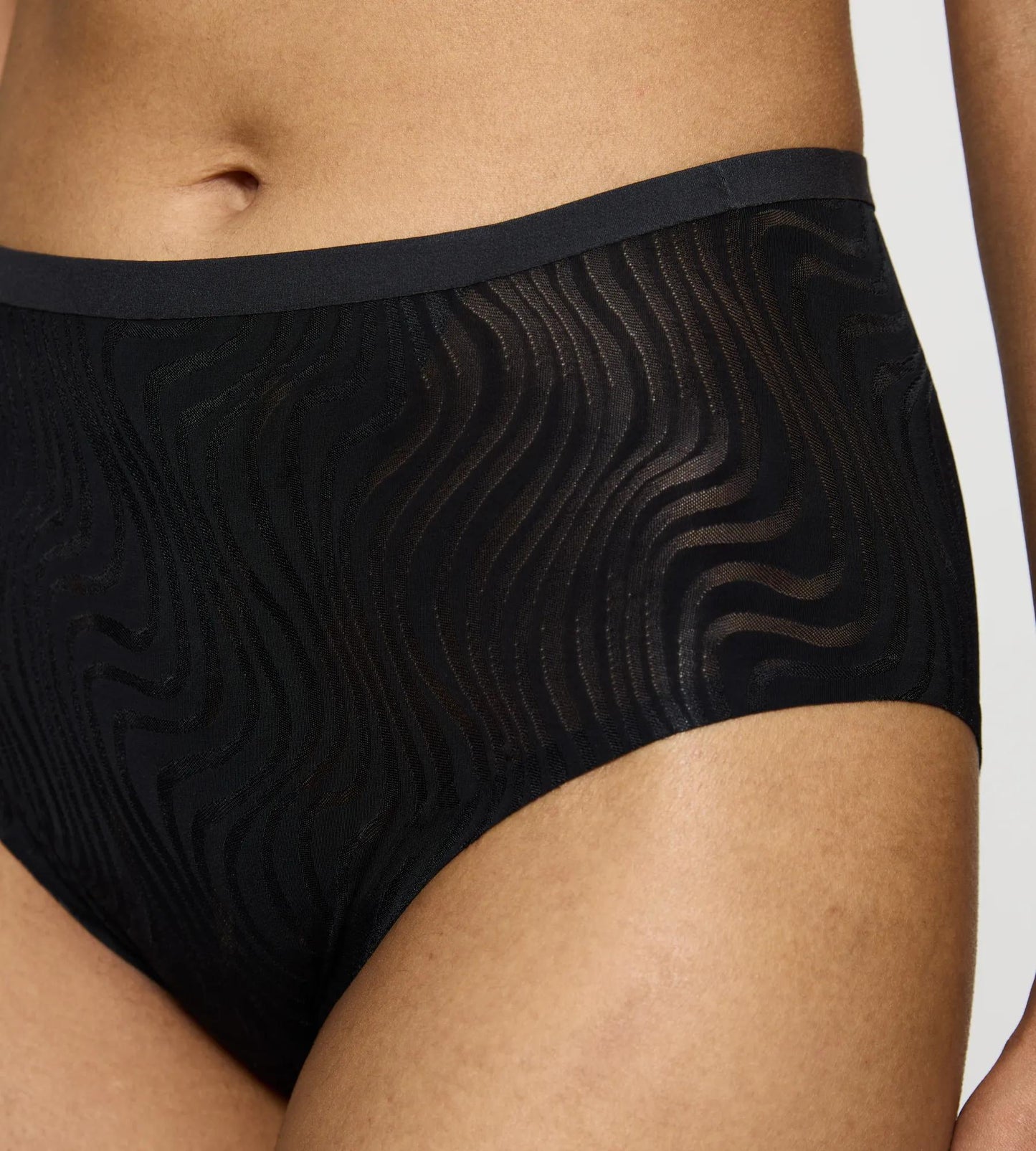 Triumph Shape Smart Ellipse Maxi (Black)