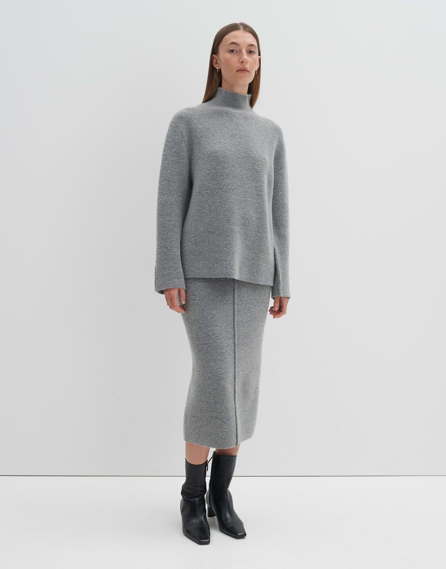 Tadita (Good Grey)