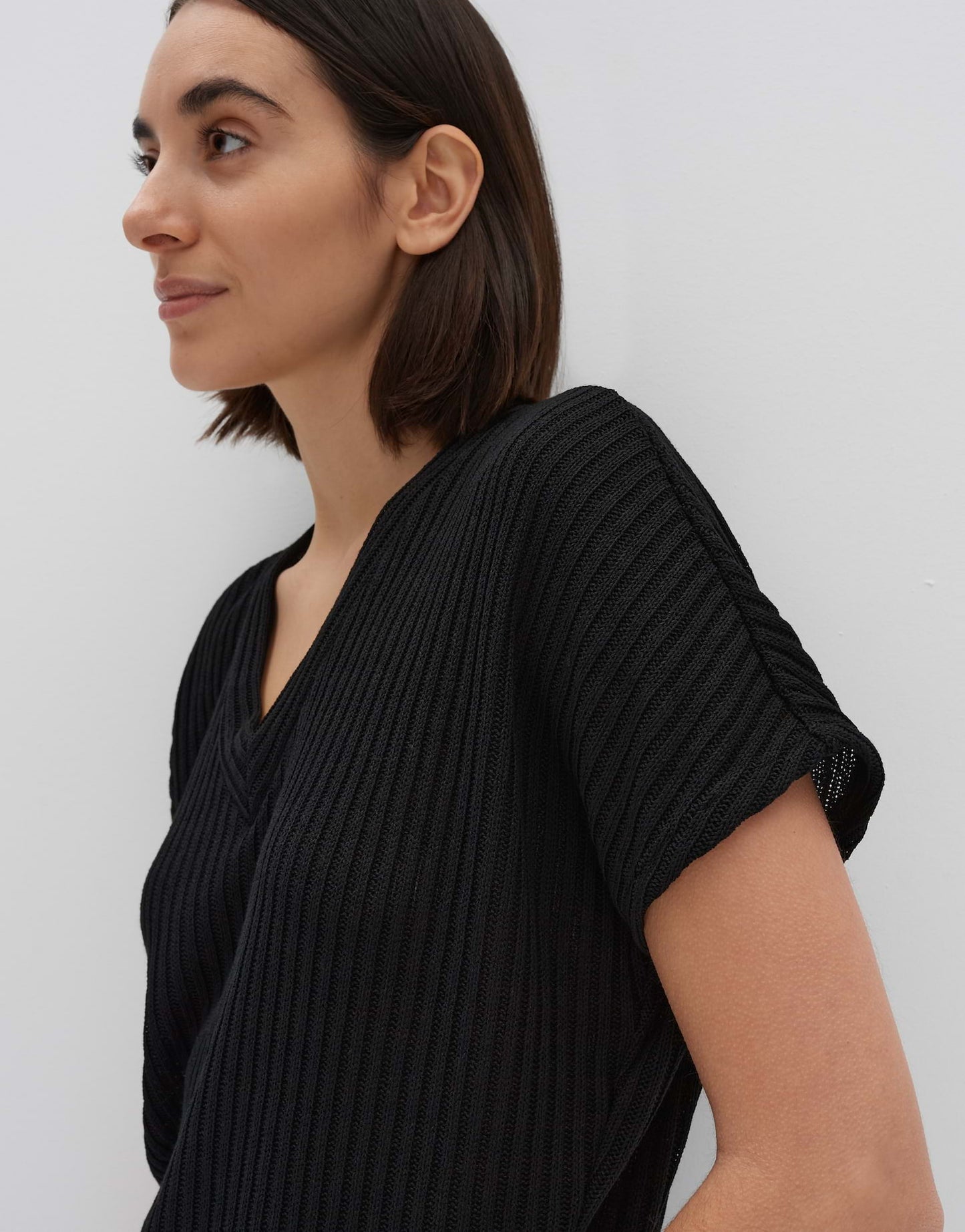 Usadie (Black)