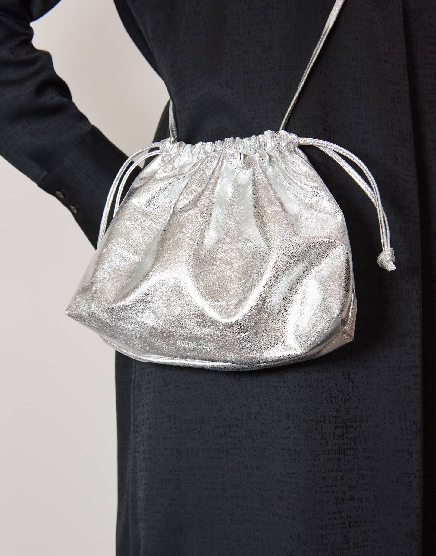 Beuto bag (Silver Grey)