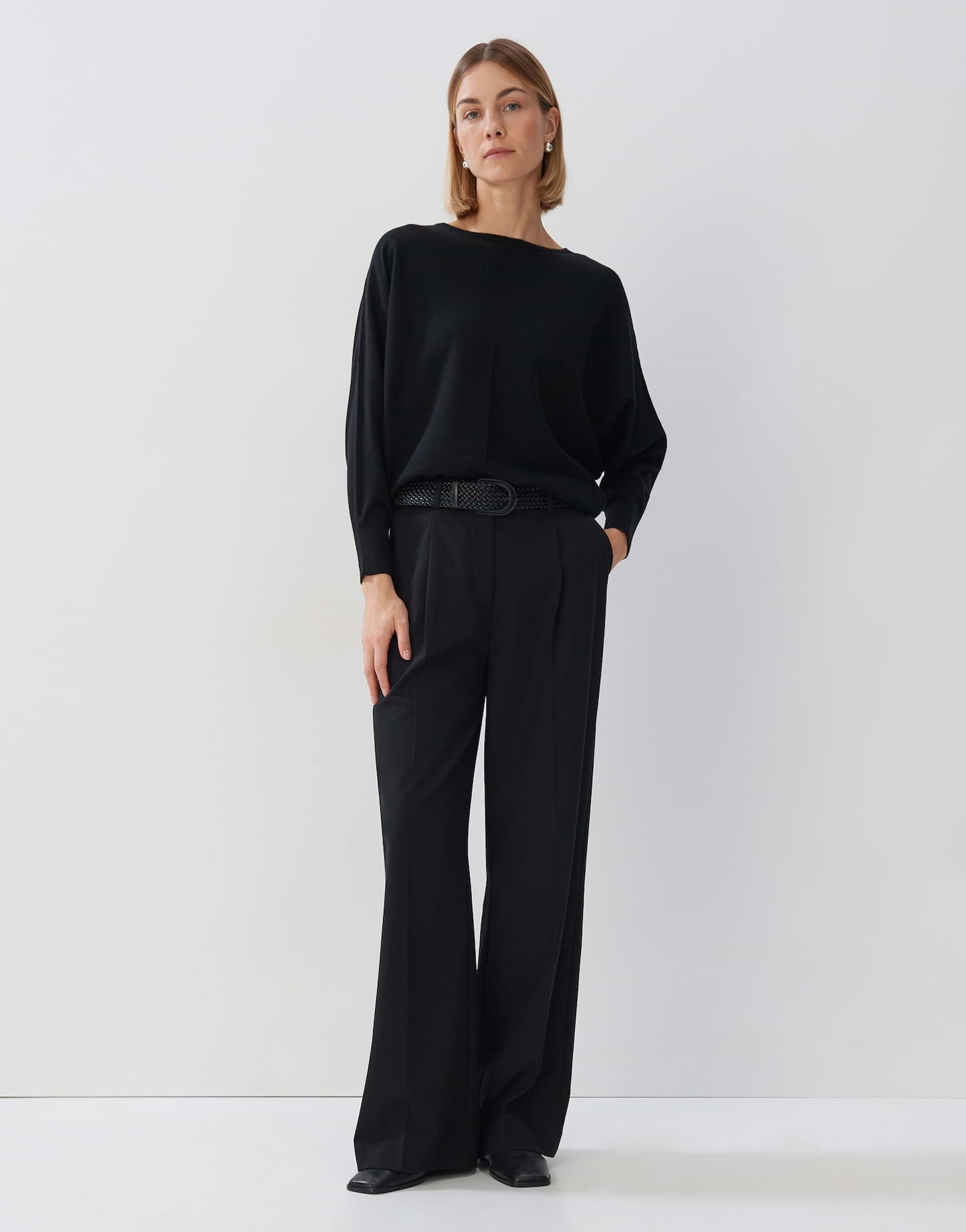 Taliya detail (Black)