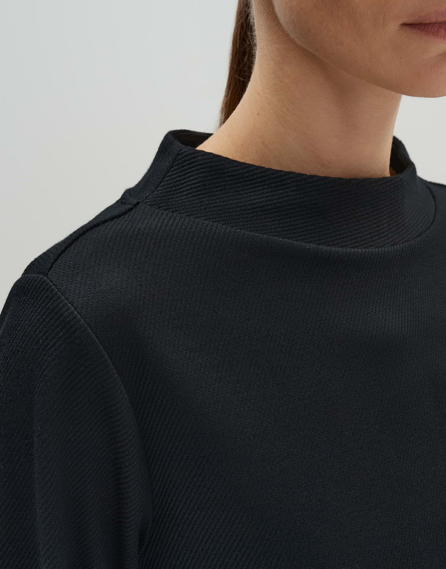Ubertah (Black)
