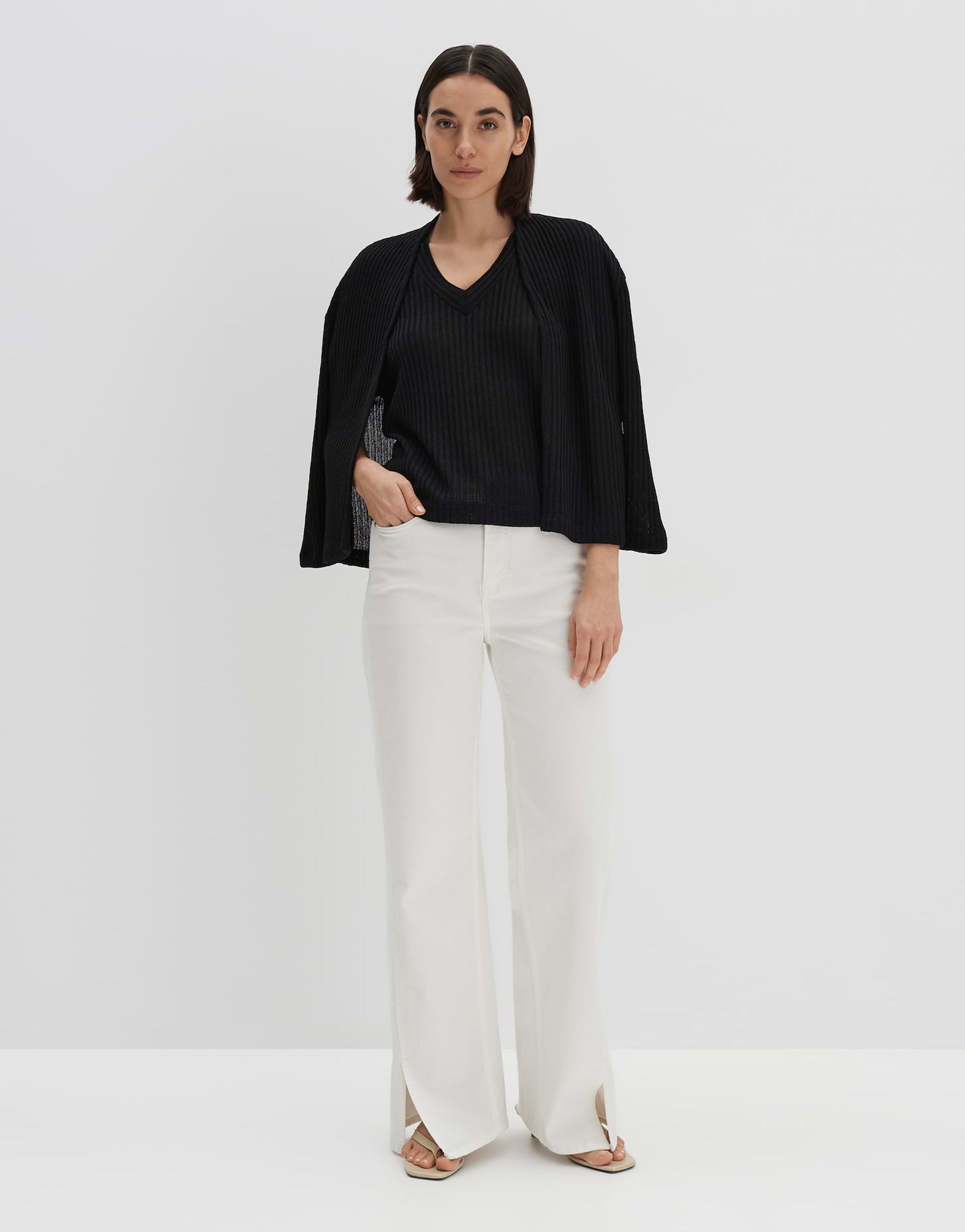 Usadie (Black)