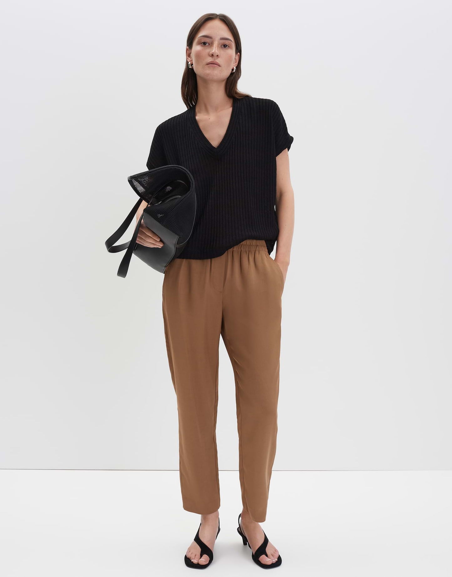 Usadie (Black)