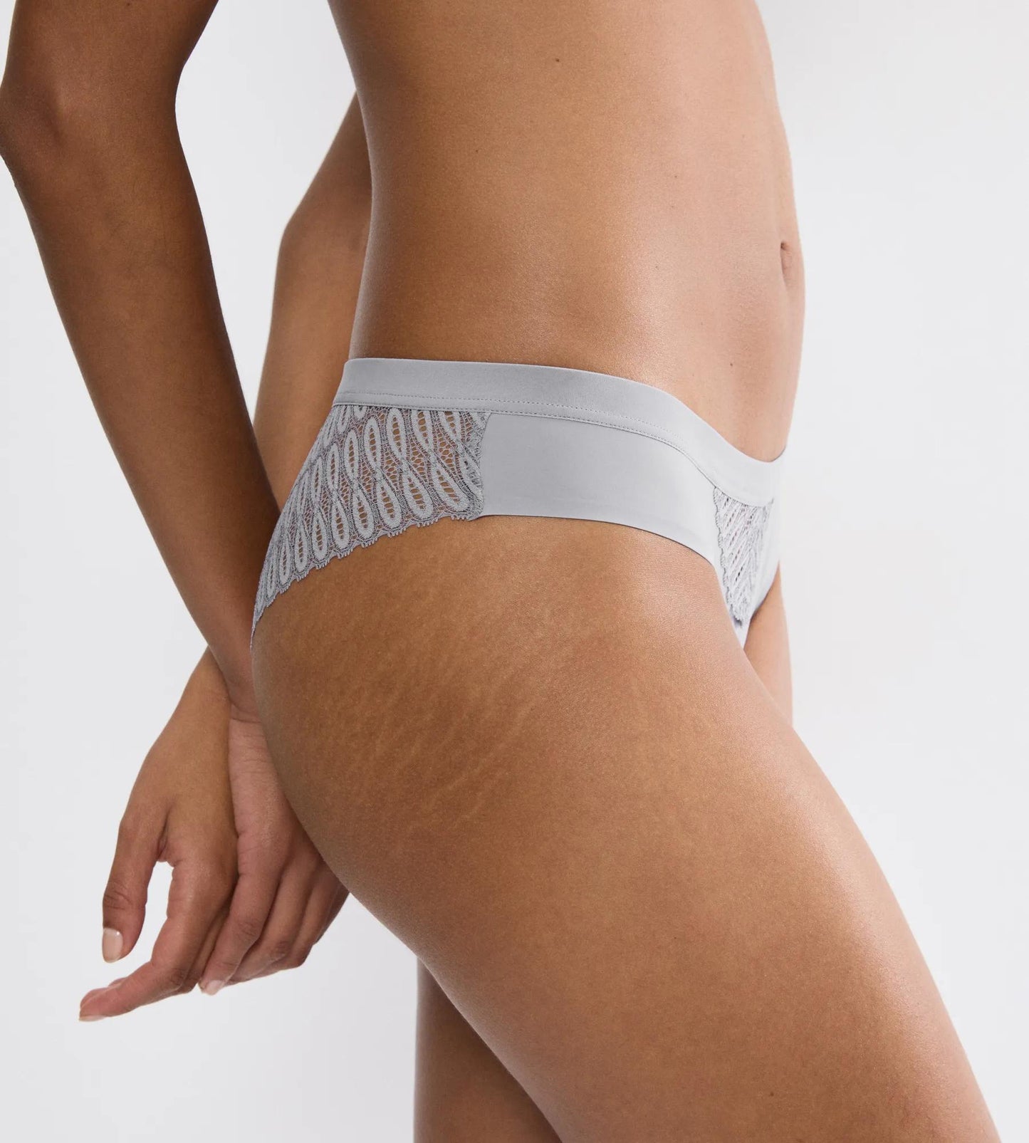 Aura Spotlight T Brazilian (Grey Shadow)