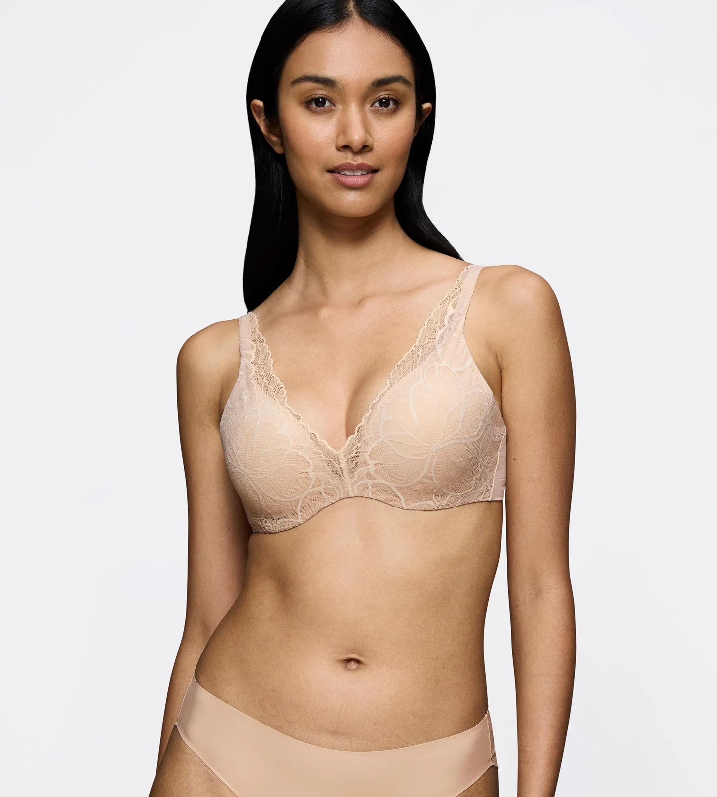Body Make-Up Illusion Lace WP (00nz Nude Beige)