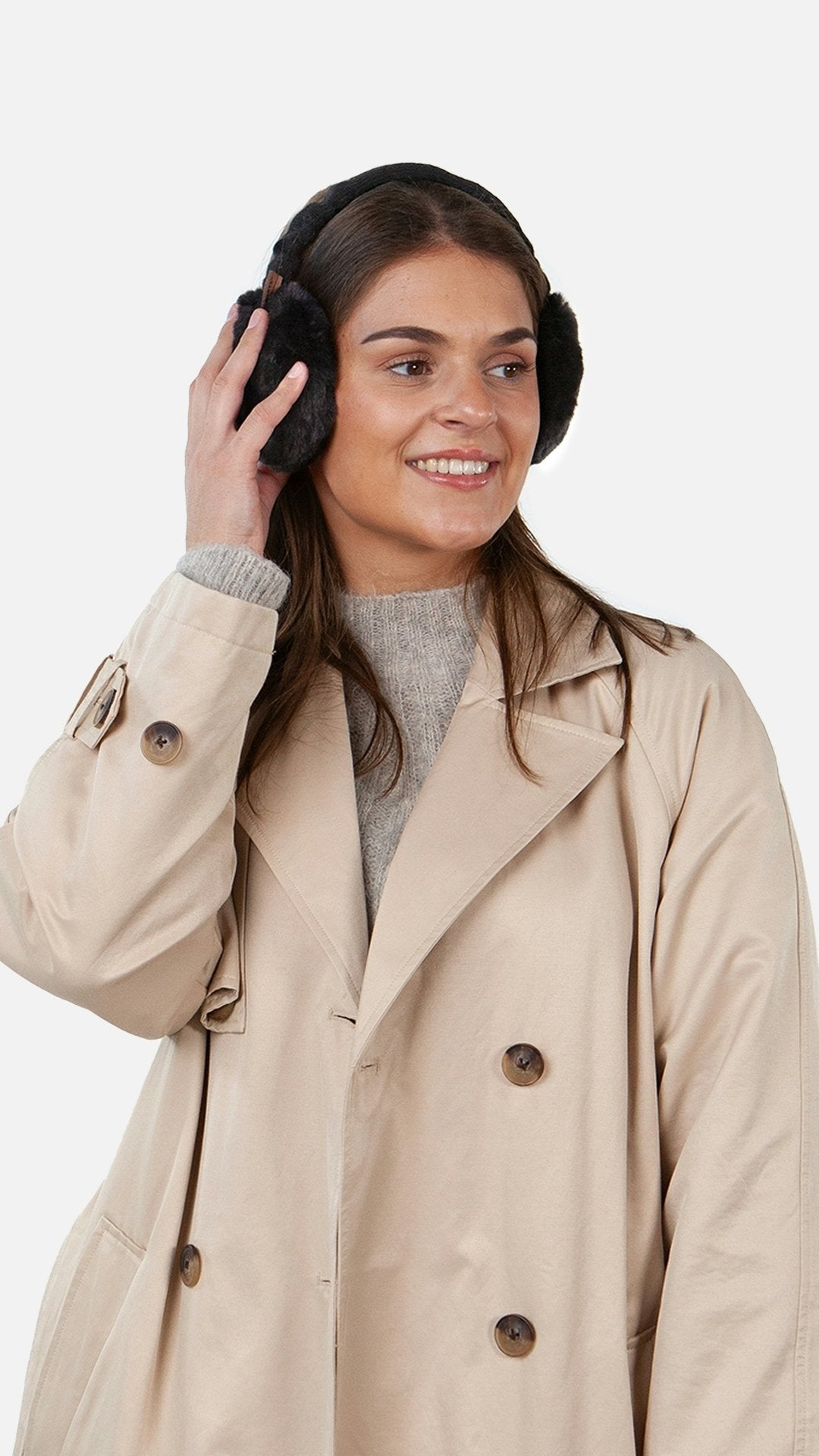 Plush Earmuffs (Black Black)