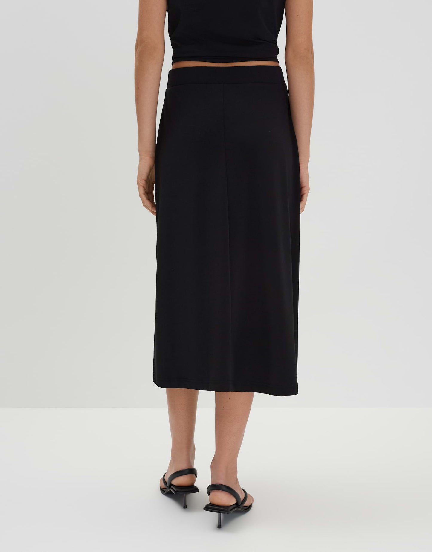 Ocela (Black)
